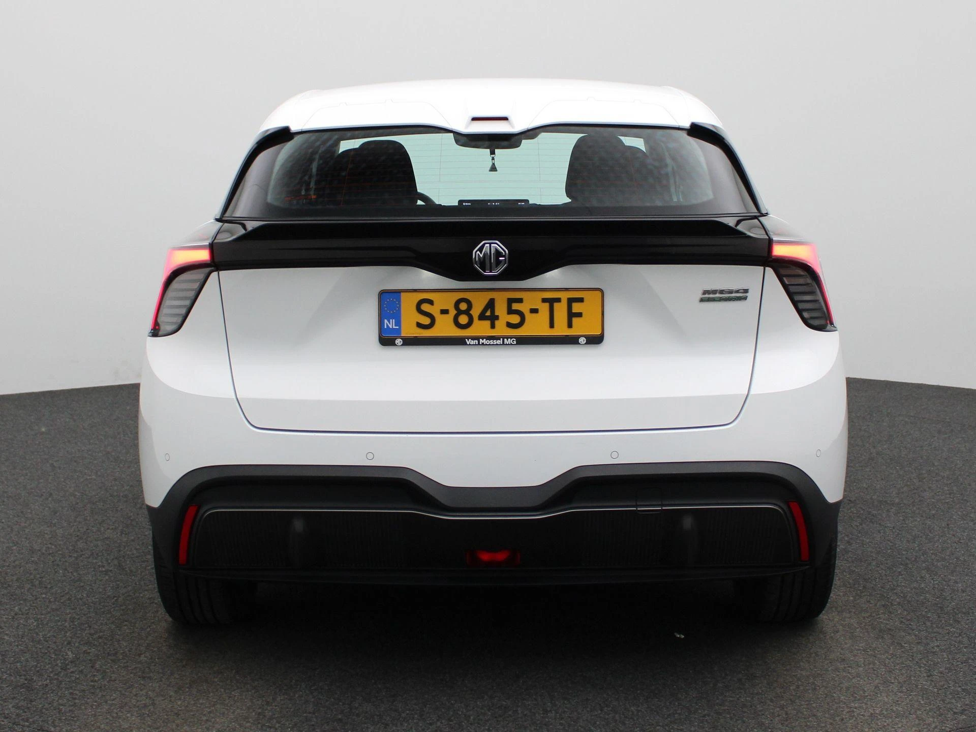 MG-MG4 EV-image-4