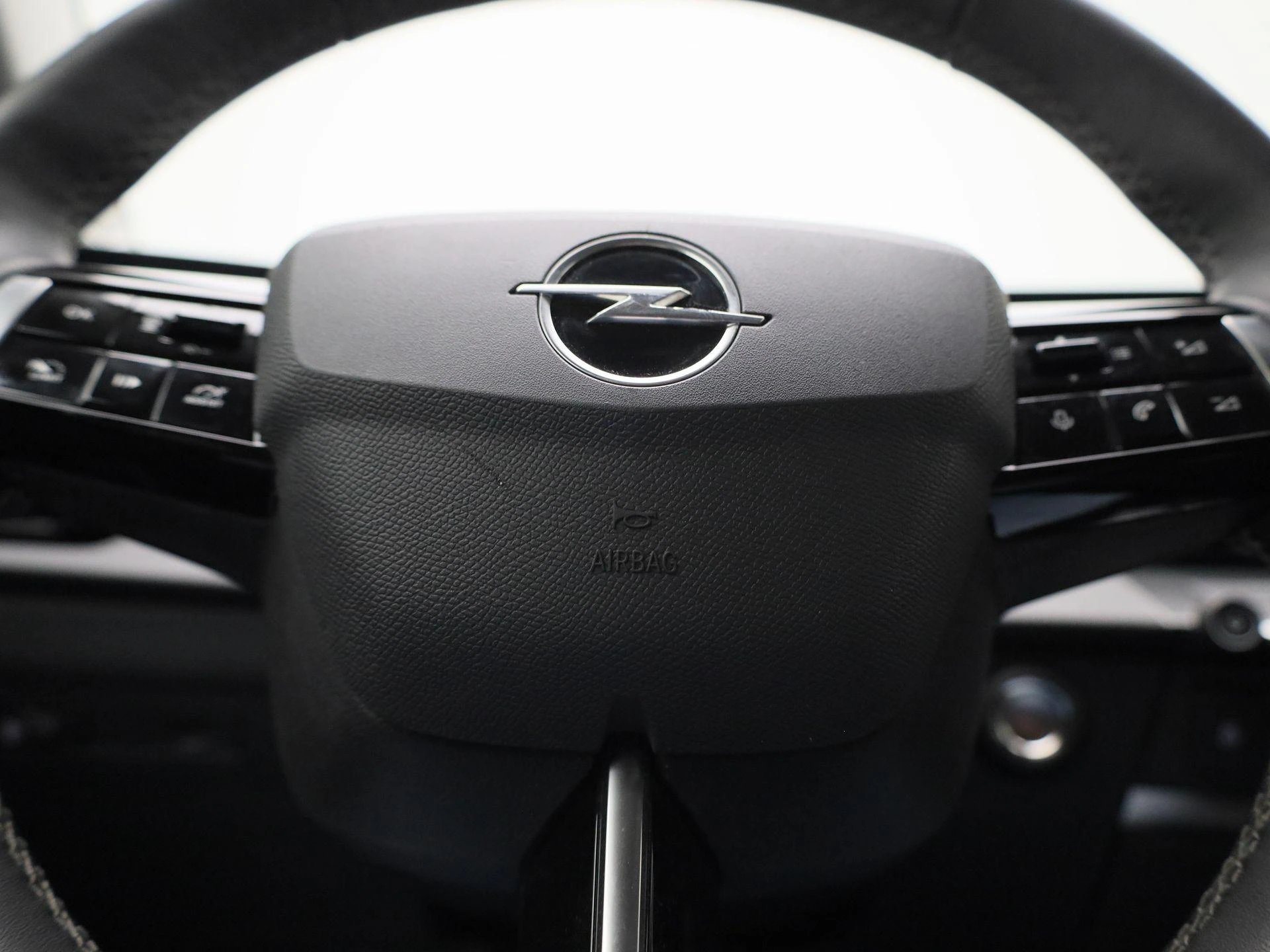 Opel-Astra-image-25