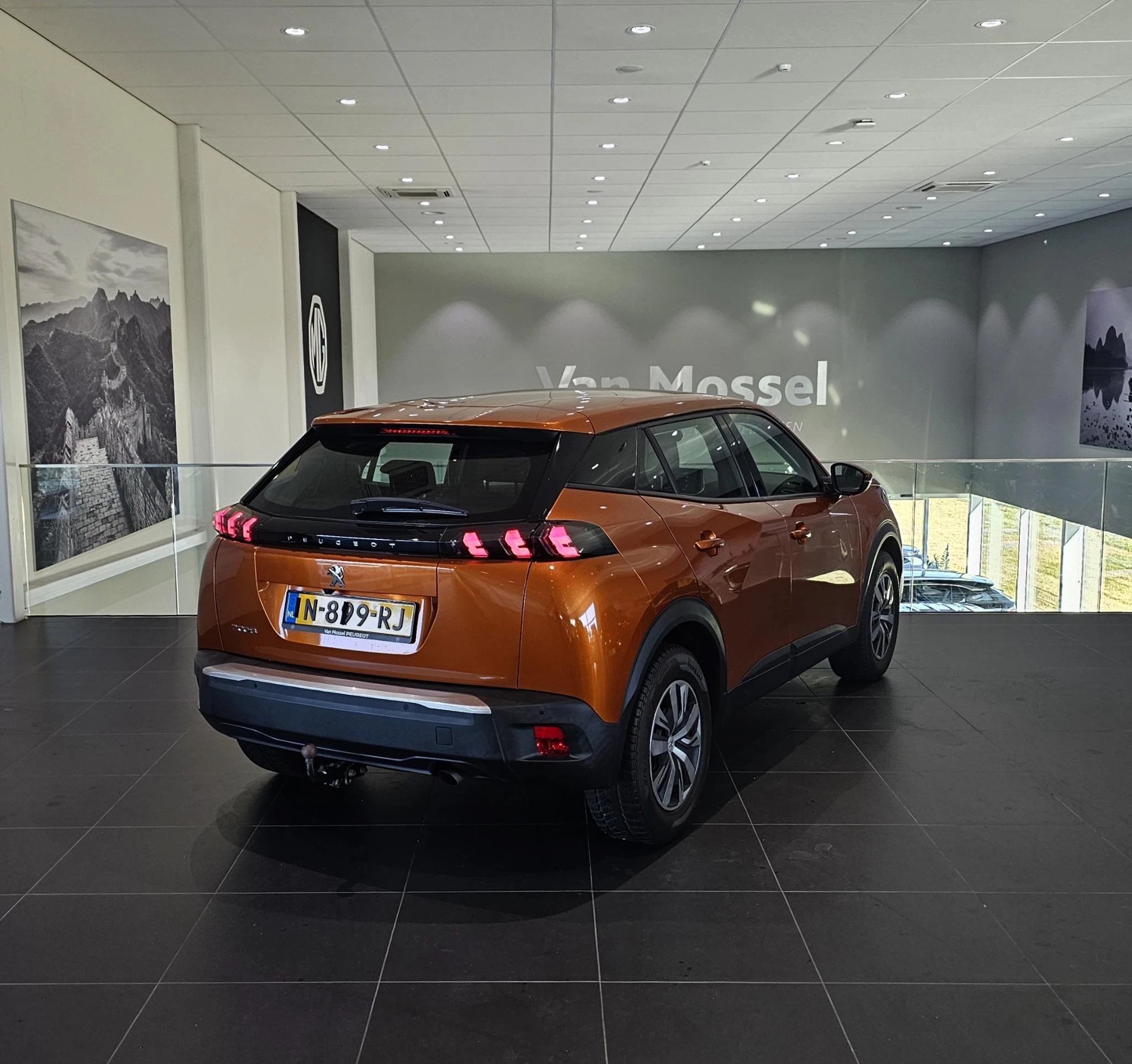 Peugeot 2008 1.2 PureTech Blue Lease Active