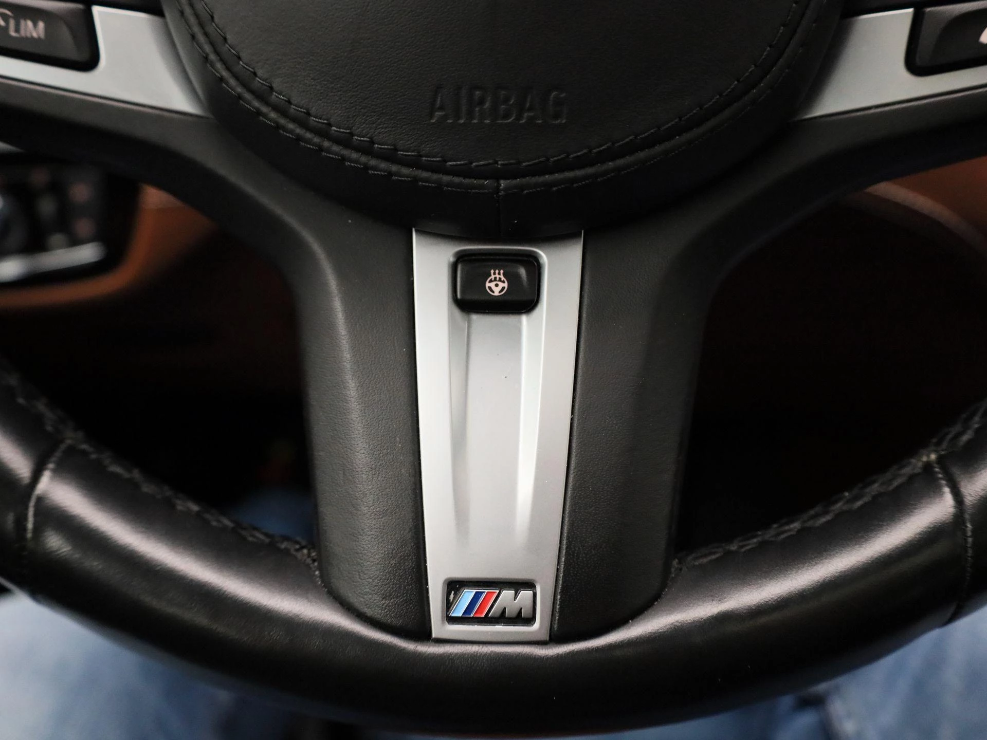 BMW 5 Serie M550i xDrive High Executive