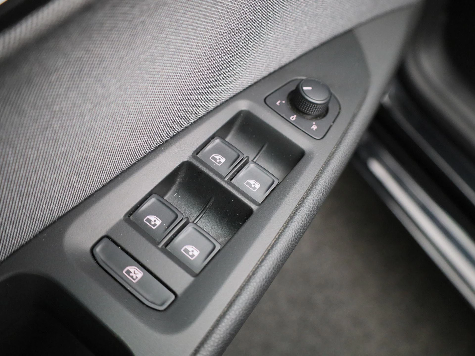 SEAT-Leon-image-28