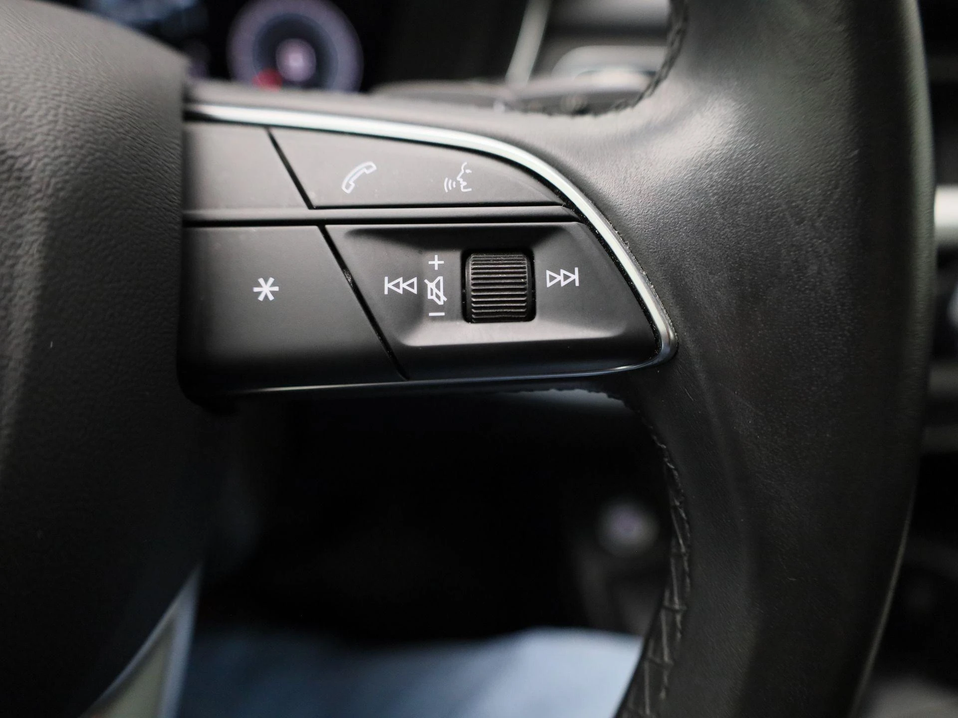 Audi-A4-image-18