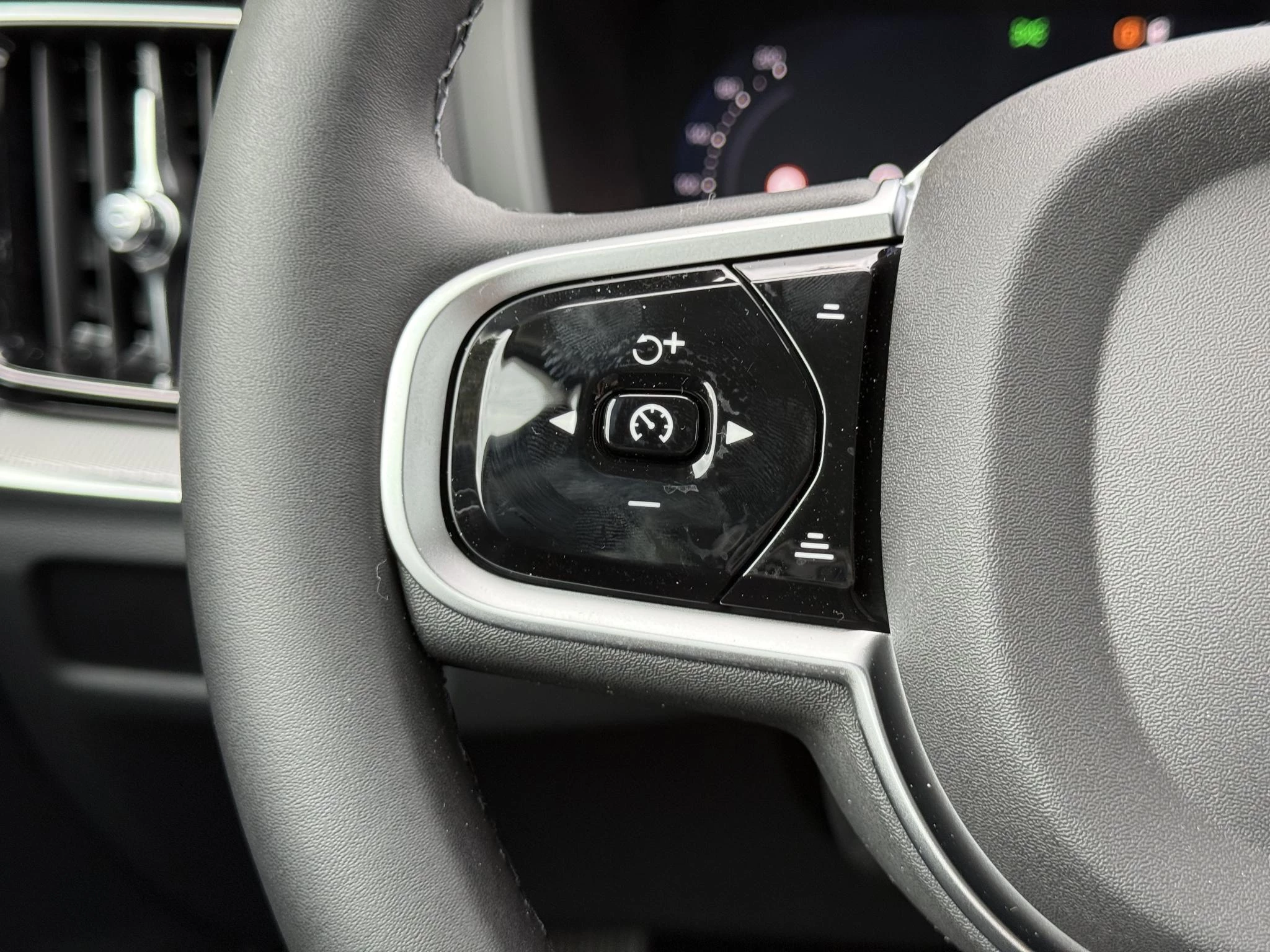 Volvo-V60-image-23