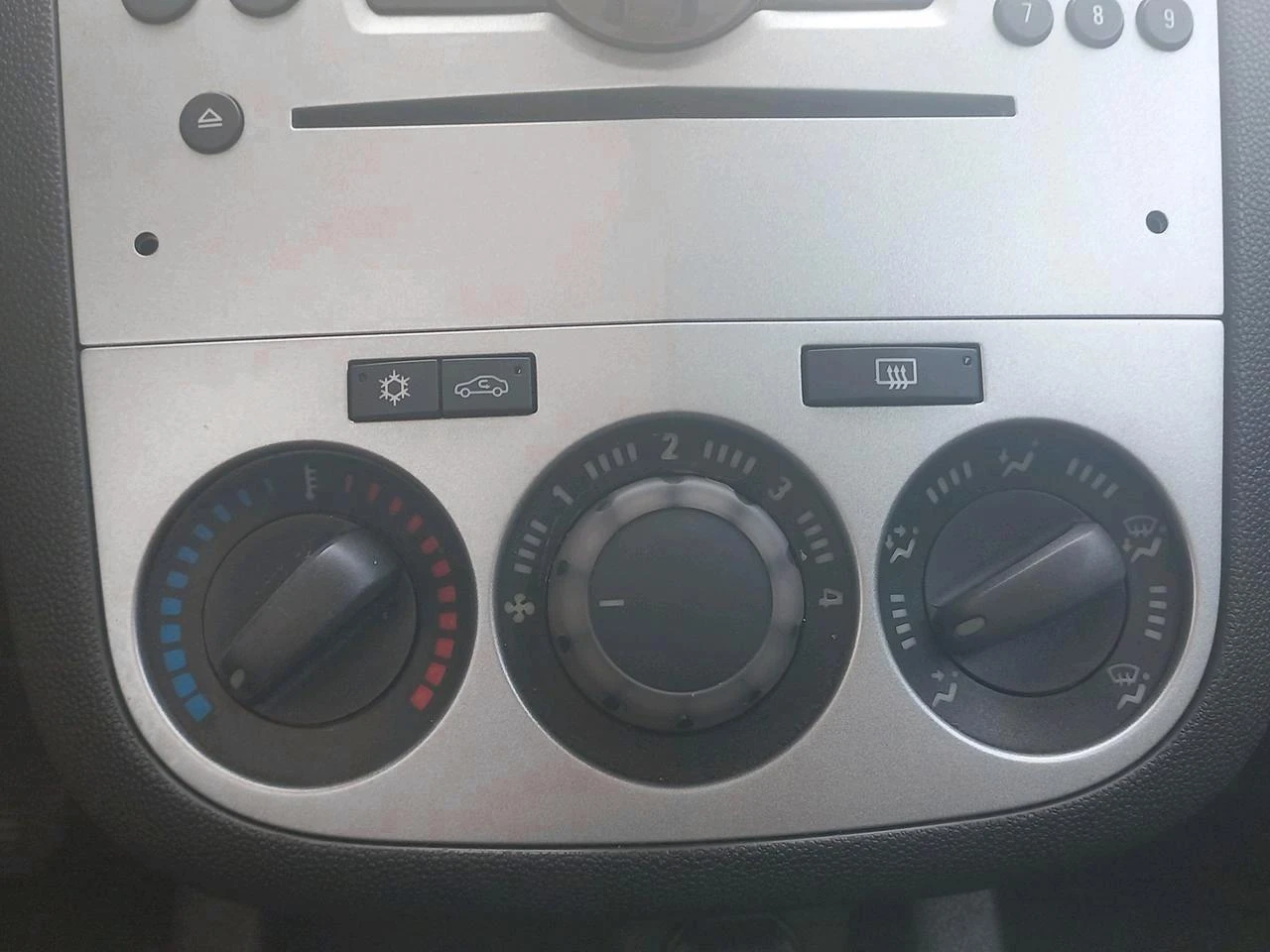 Opel-Corsa-image-10
