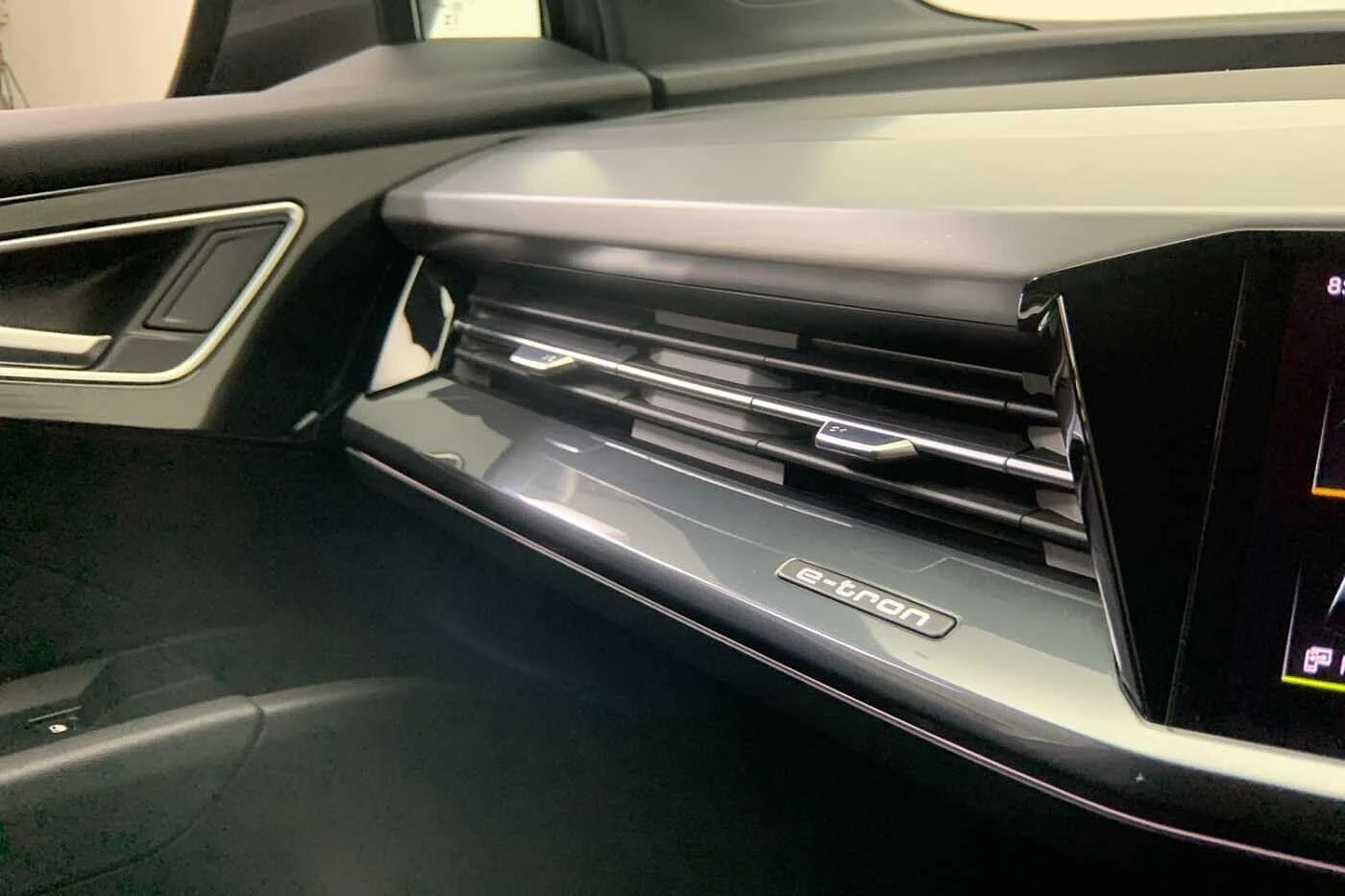 Audi-Q4 Sportback e-tron-image-19