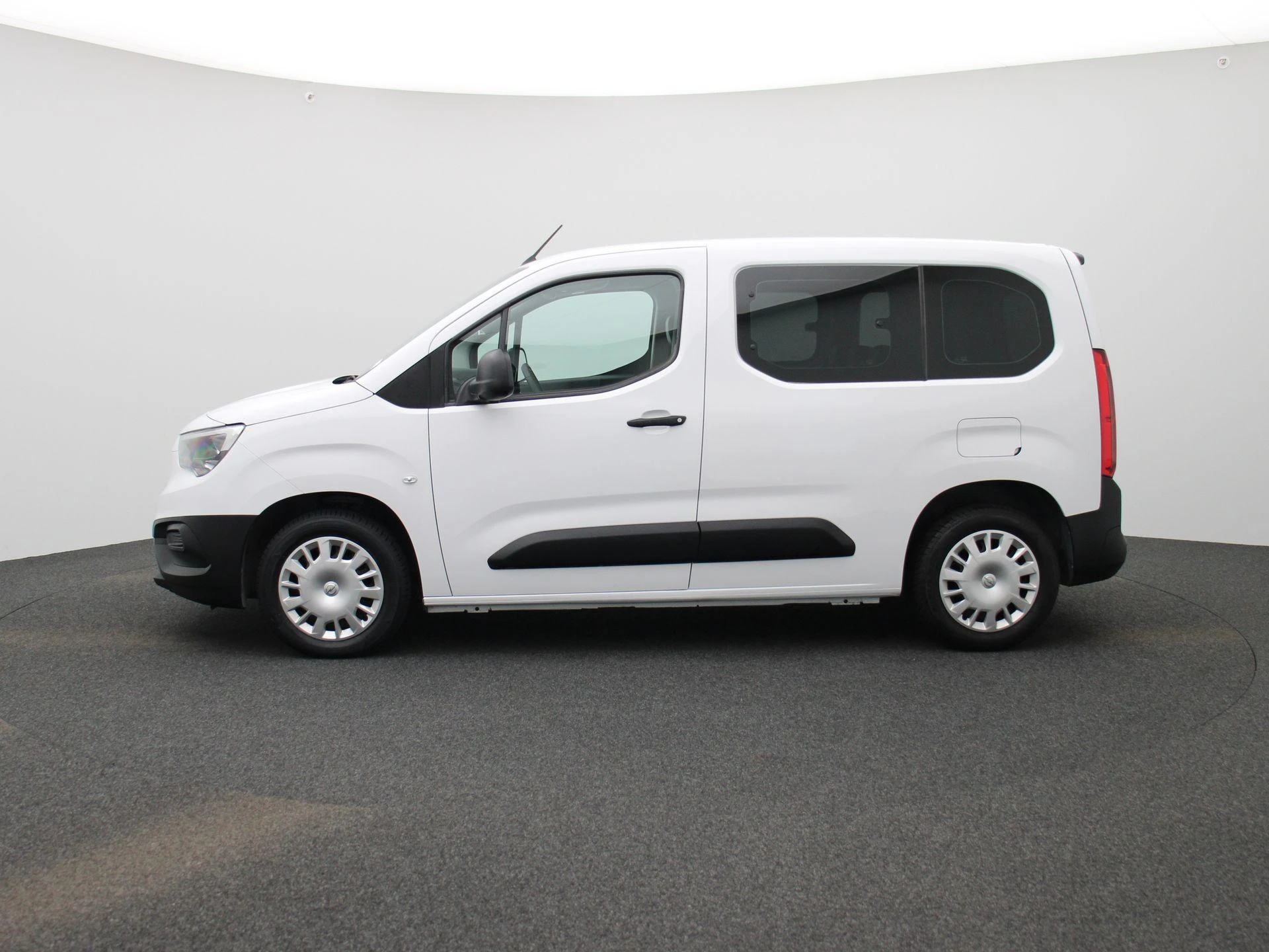Opel-Combo-image-3