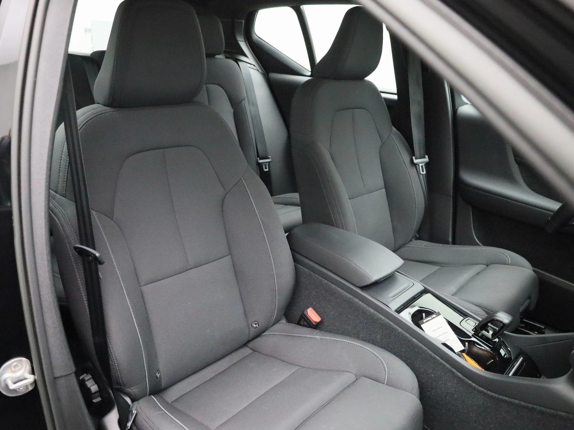 Volvo-XC40-image-38