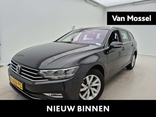 Volkswagen-Passat-image-0