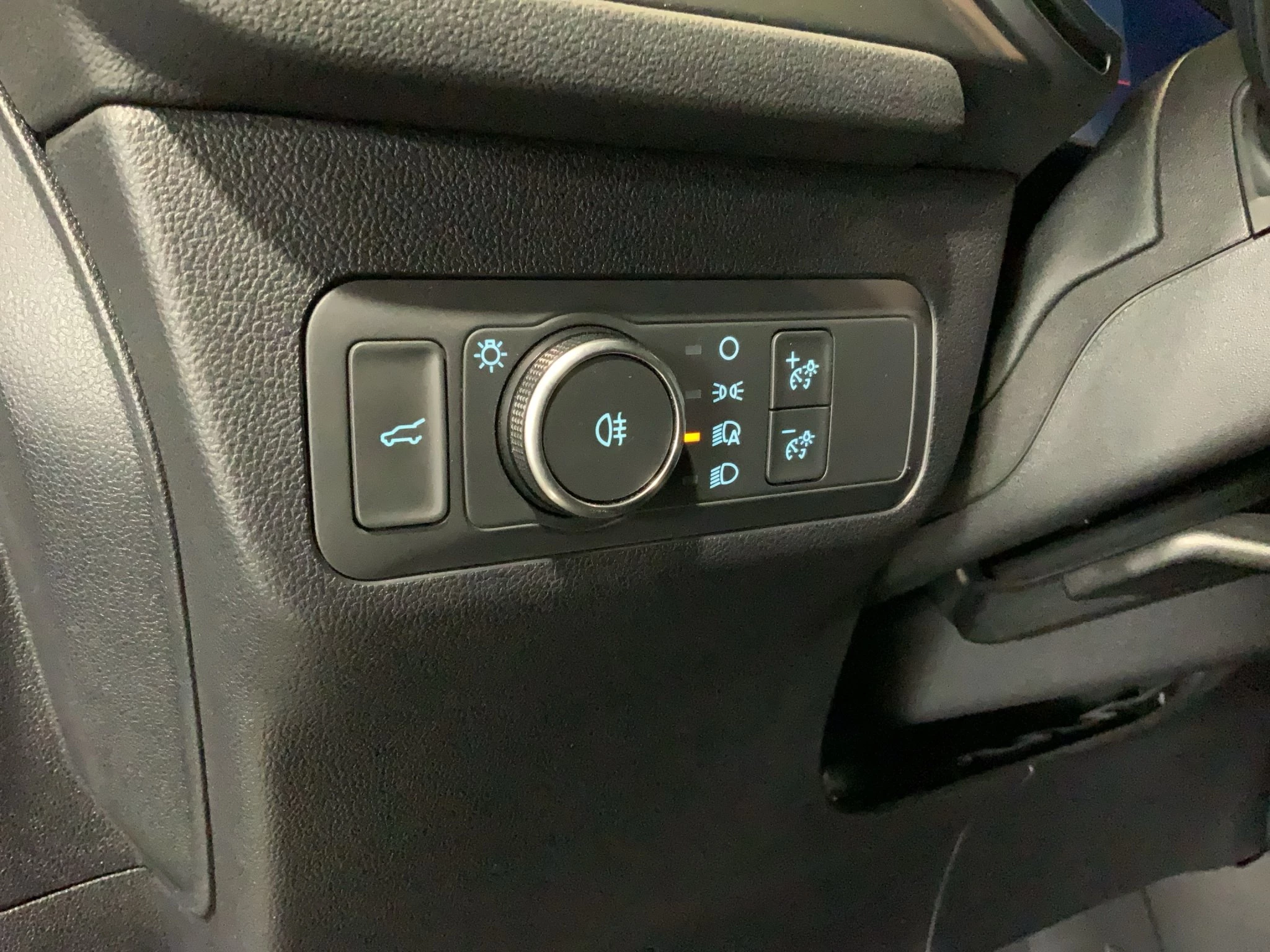 Ford Kuga ST-Line X Aut.*360GRAD*LED-MATRIX*NAVI*GRA*WINTER-PKT.