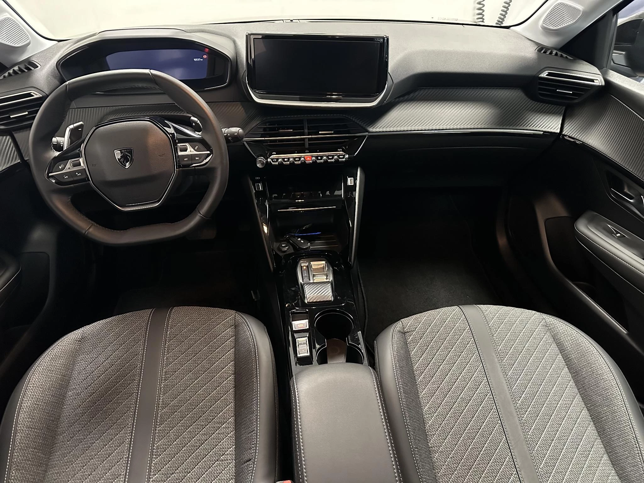 Peugeot-208-image-7