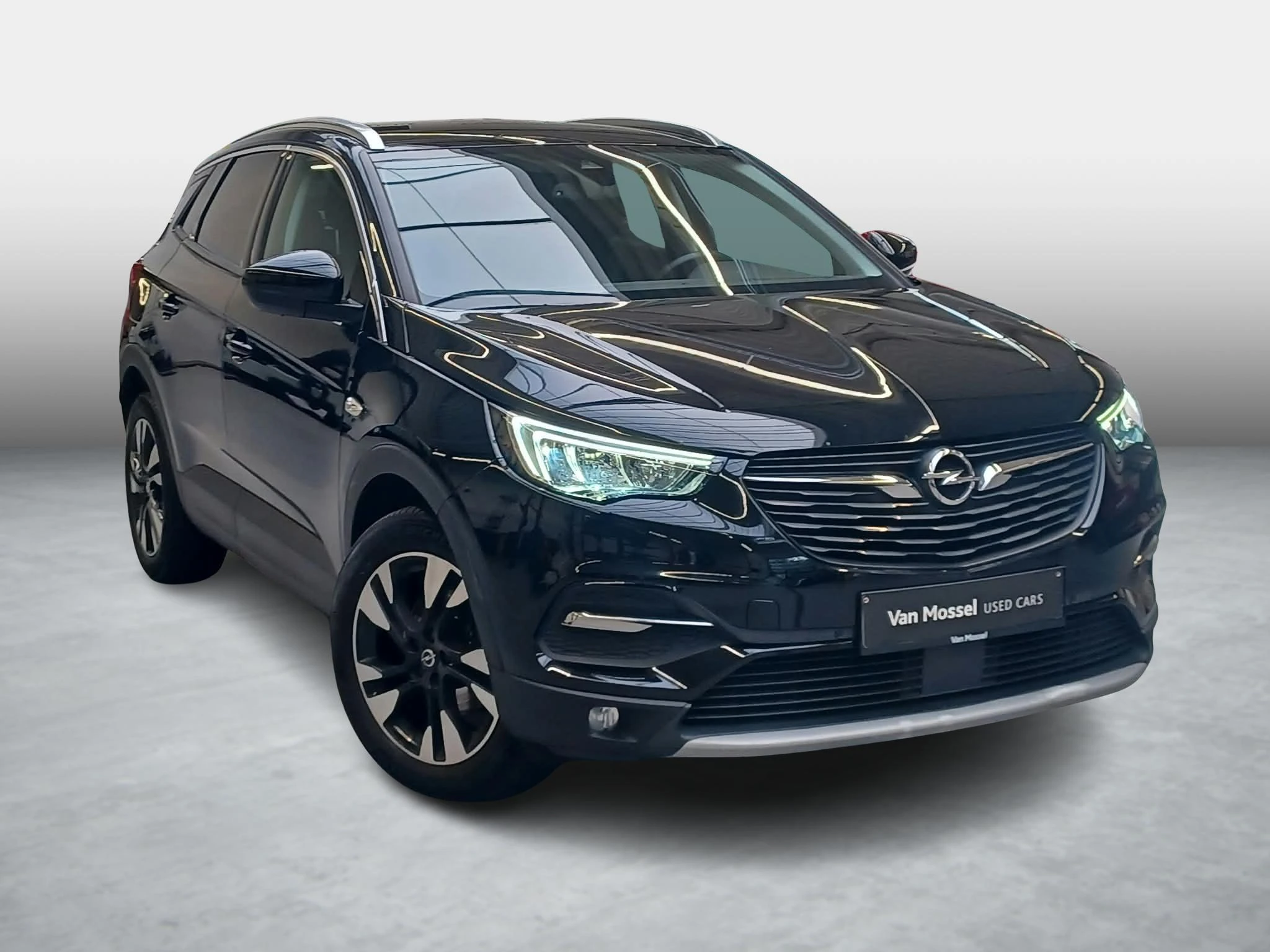 Opel-Grandland X-image-1
