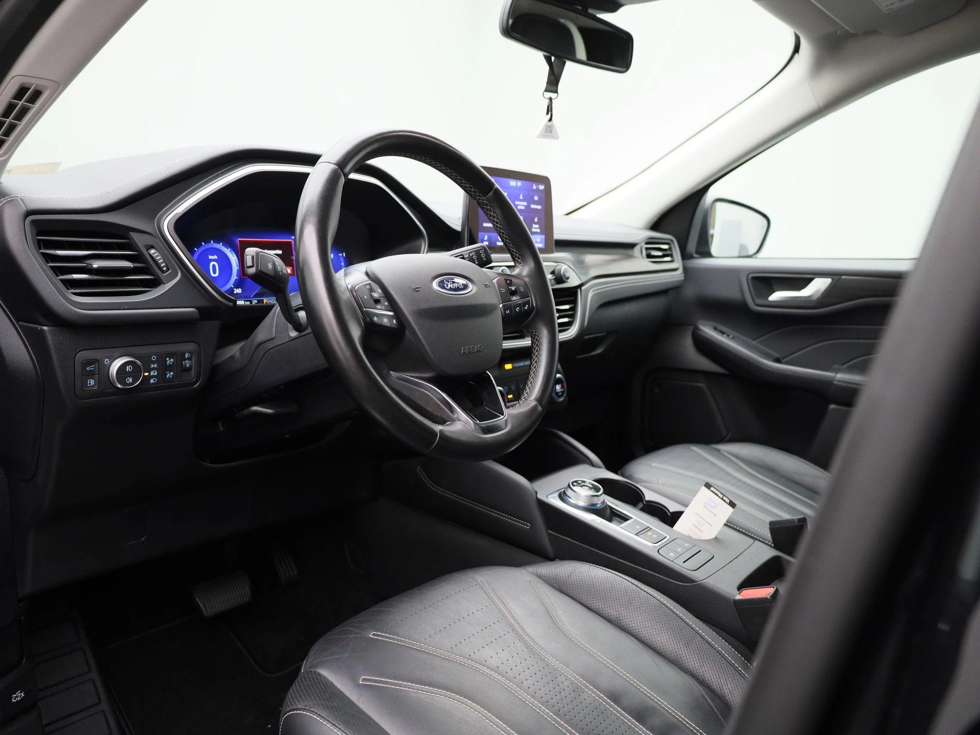 Ford-Kuga-image-33