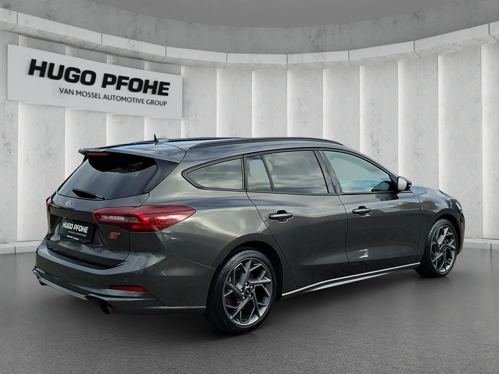 Ford Focus ST ST Turnier 2.3 EB Aut. | LED | AHK | ACC | RFK | SHZ | LMF | Navi