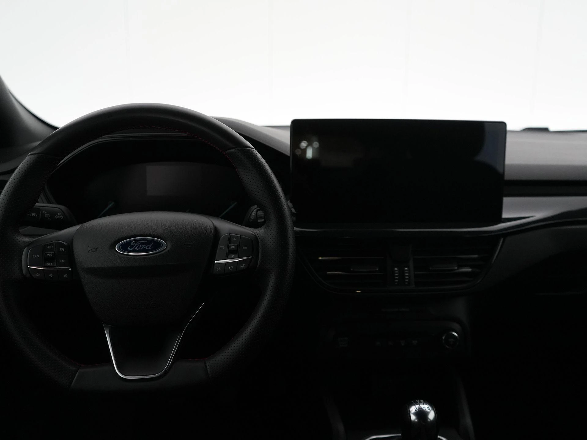 Ford Focus Clipper 1.0i EcoBoost MHEV 92kW ST-Line