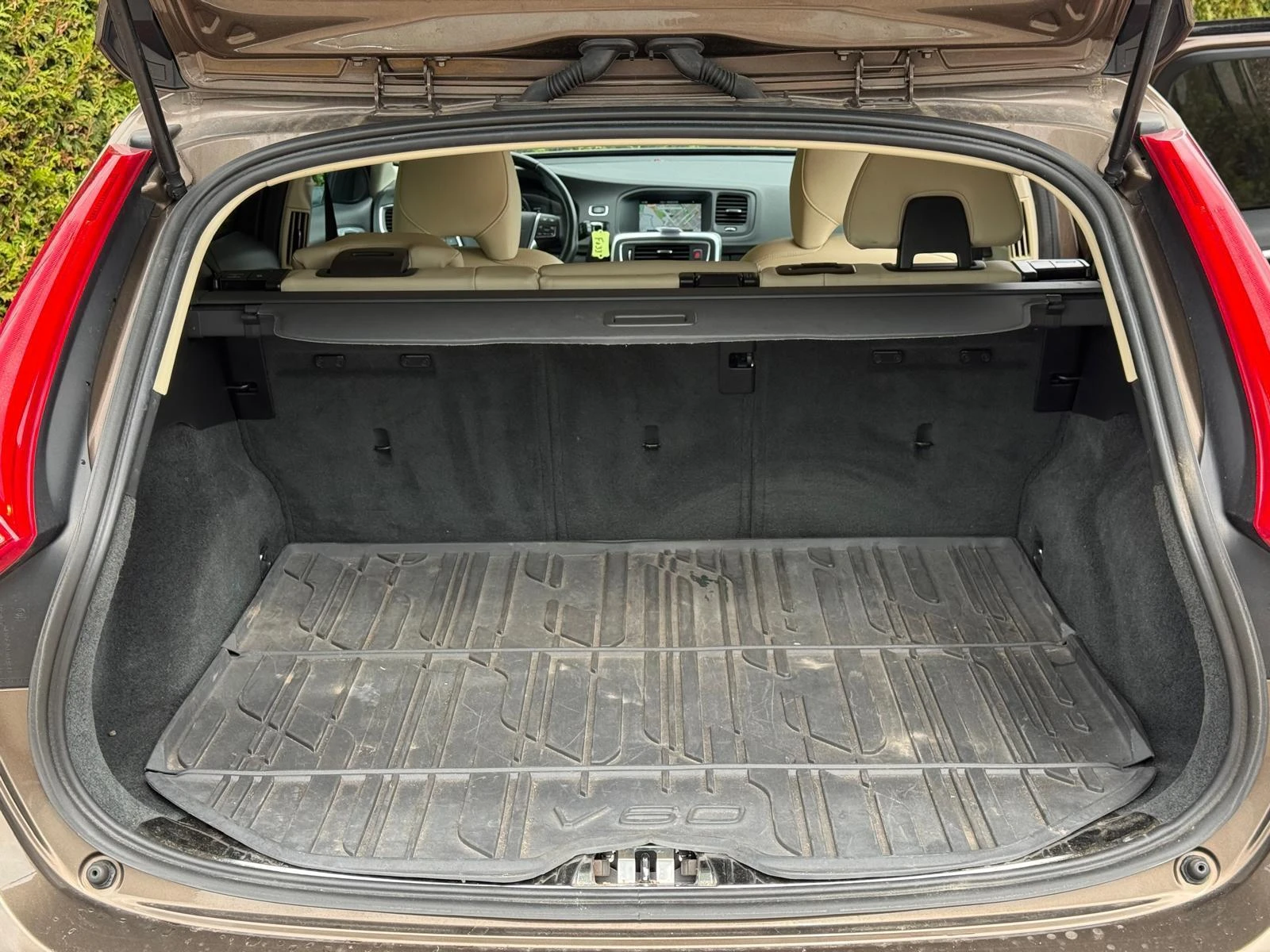 Volvo-V60-image-8