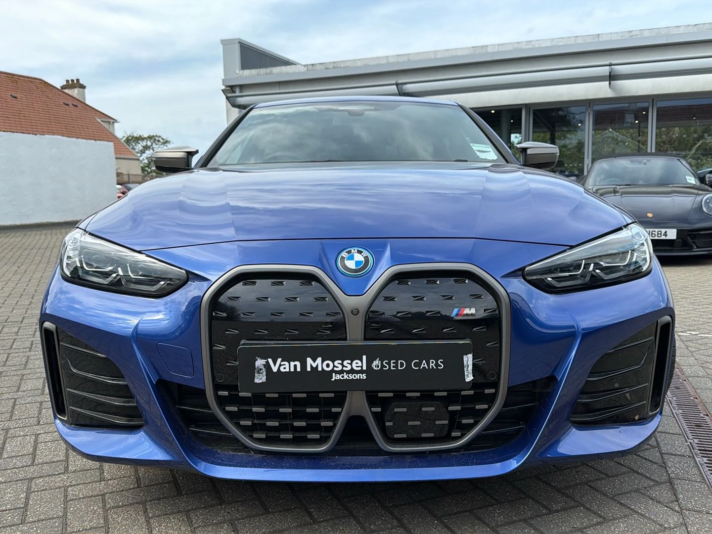 BMW i4, image 6