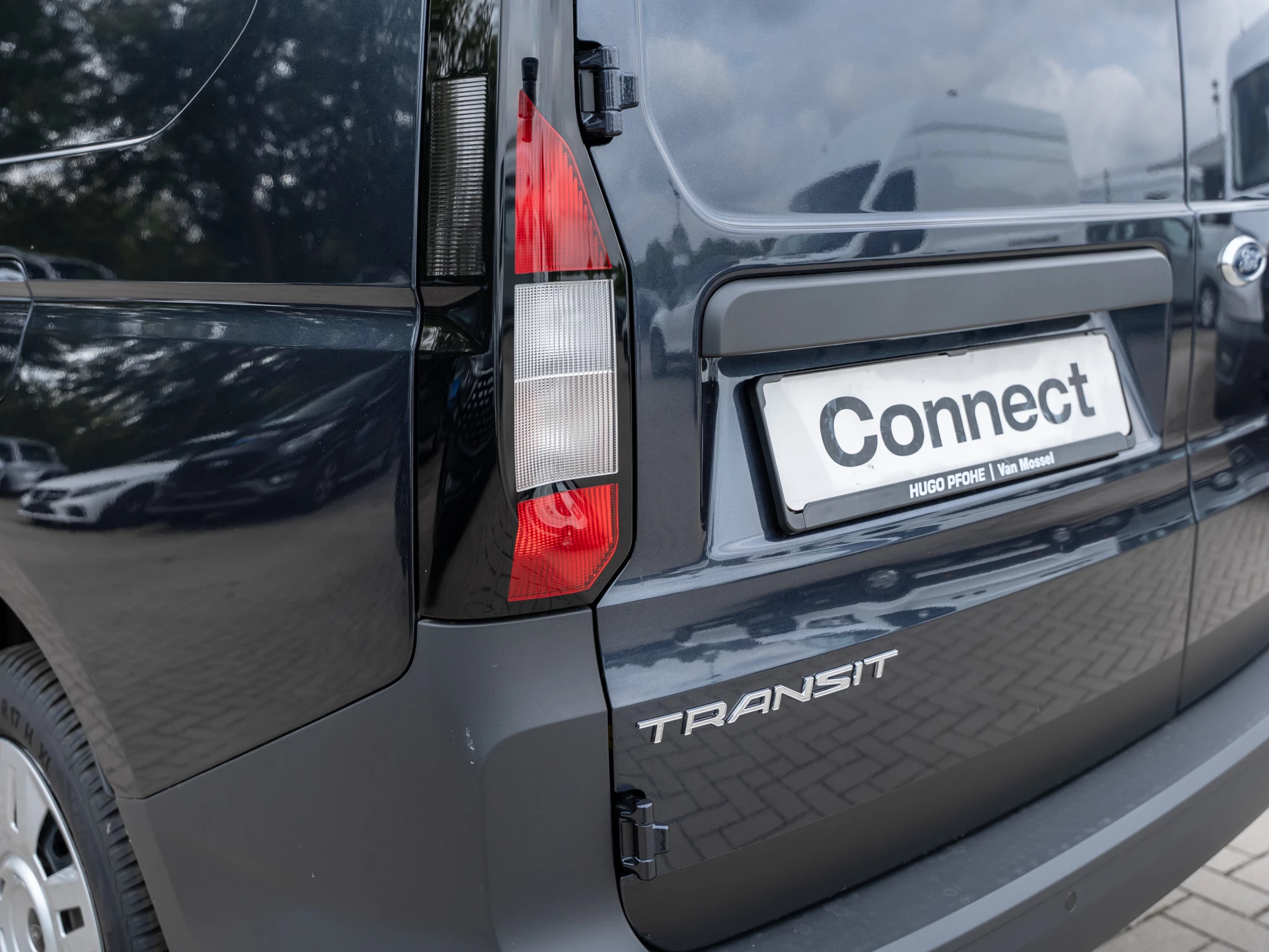 Ford-Transit Connect-image-5