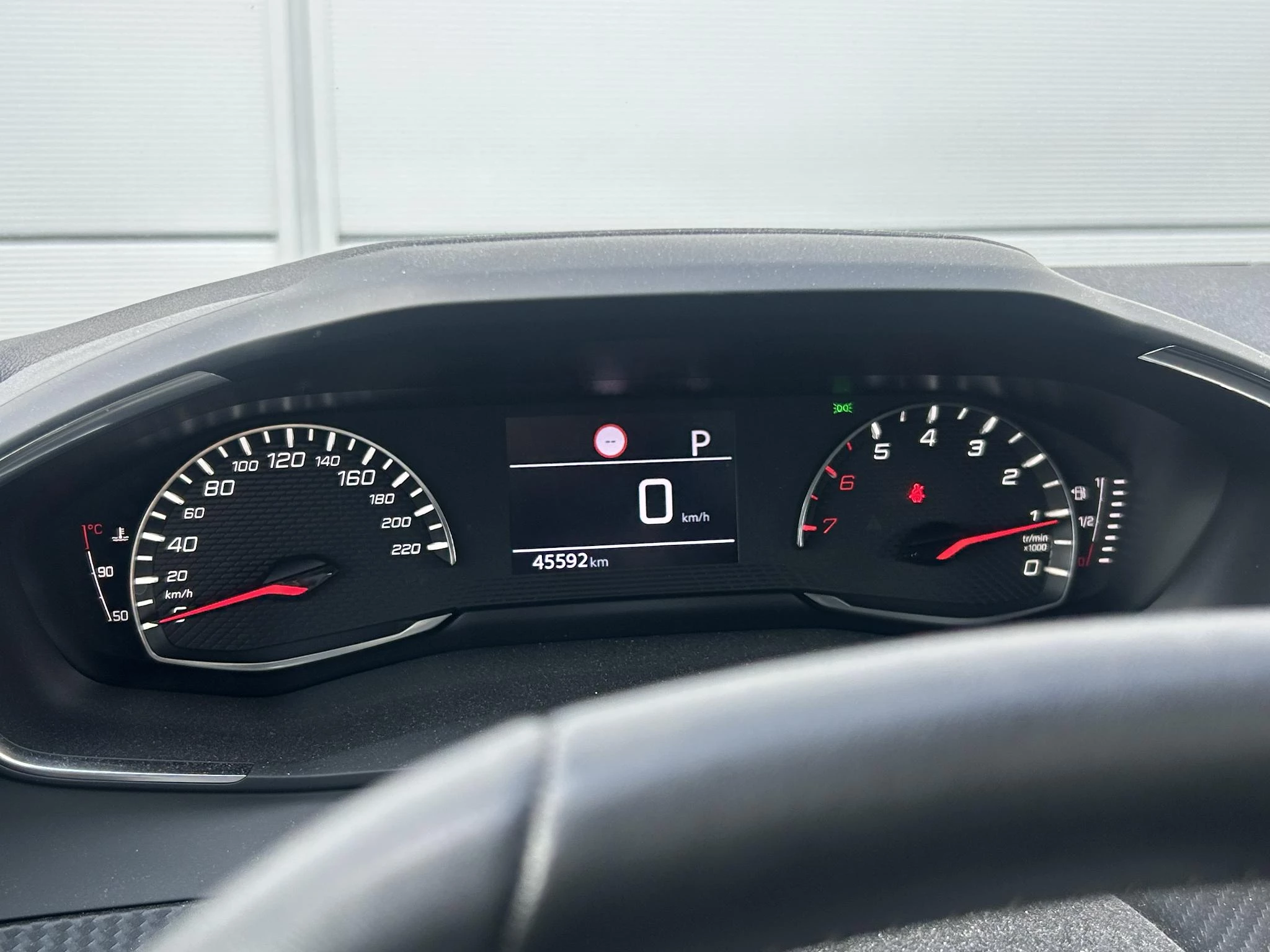 Peugeot-208-image-11