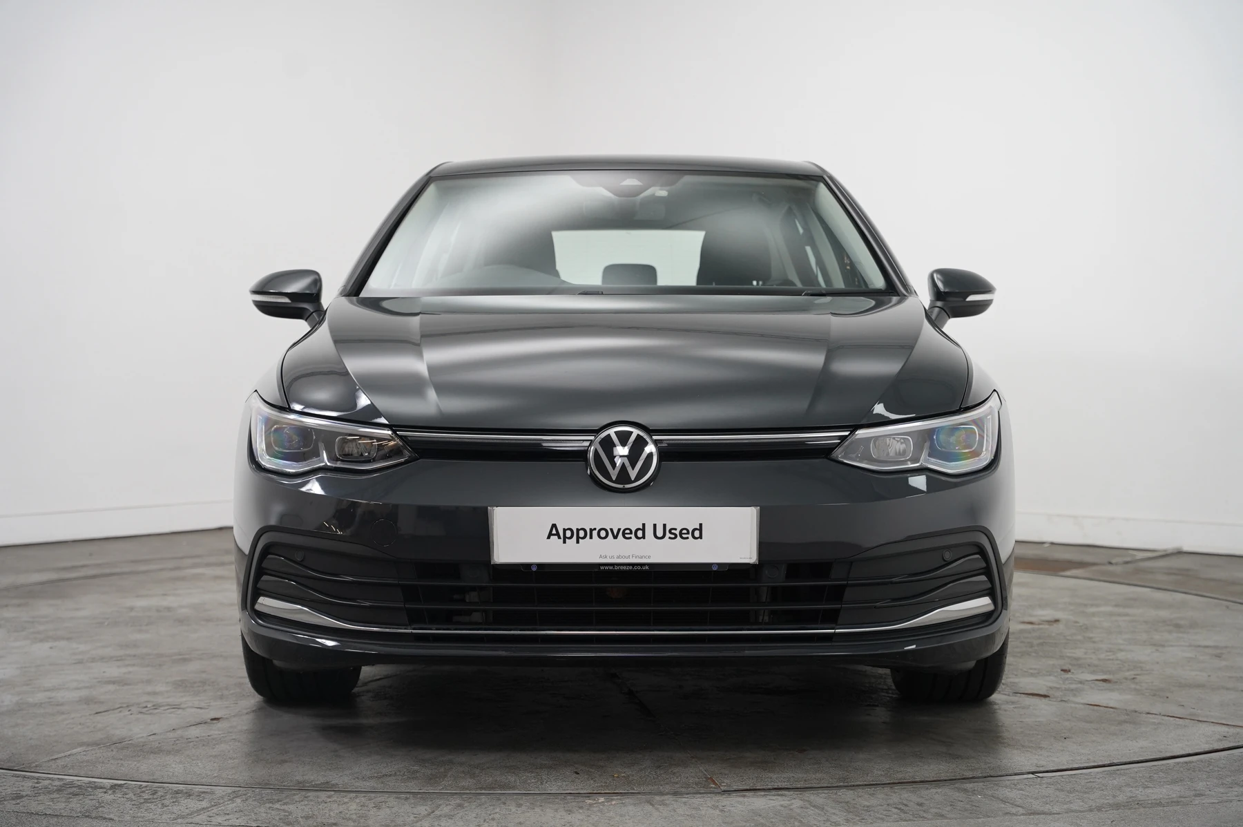 Volkswagen-Golf-image-6
