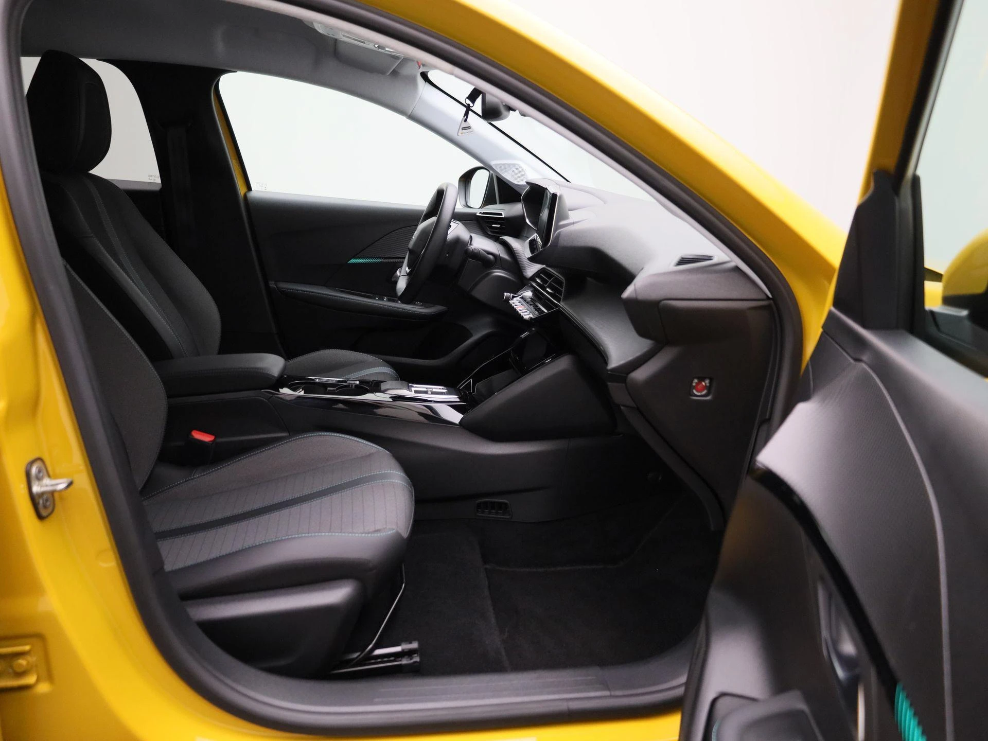 Peugeot e-208 - 35