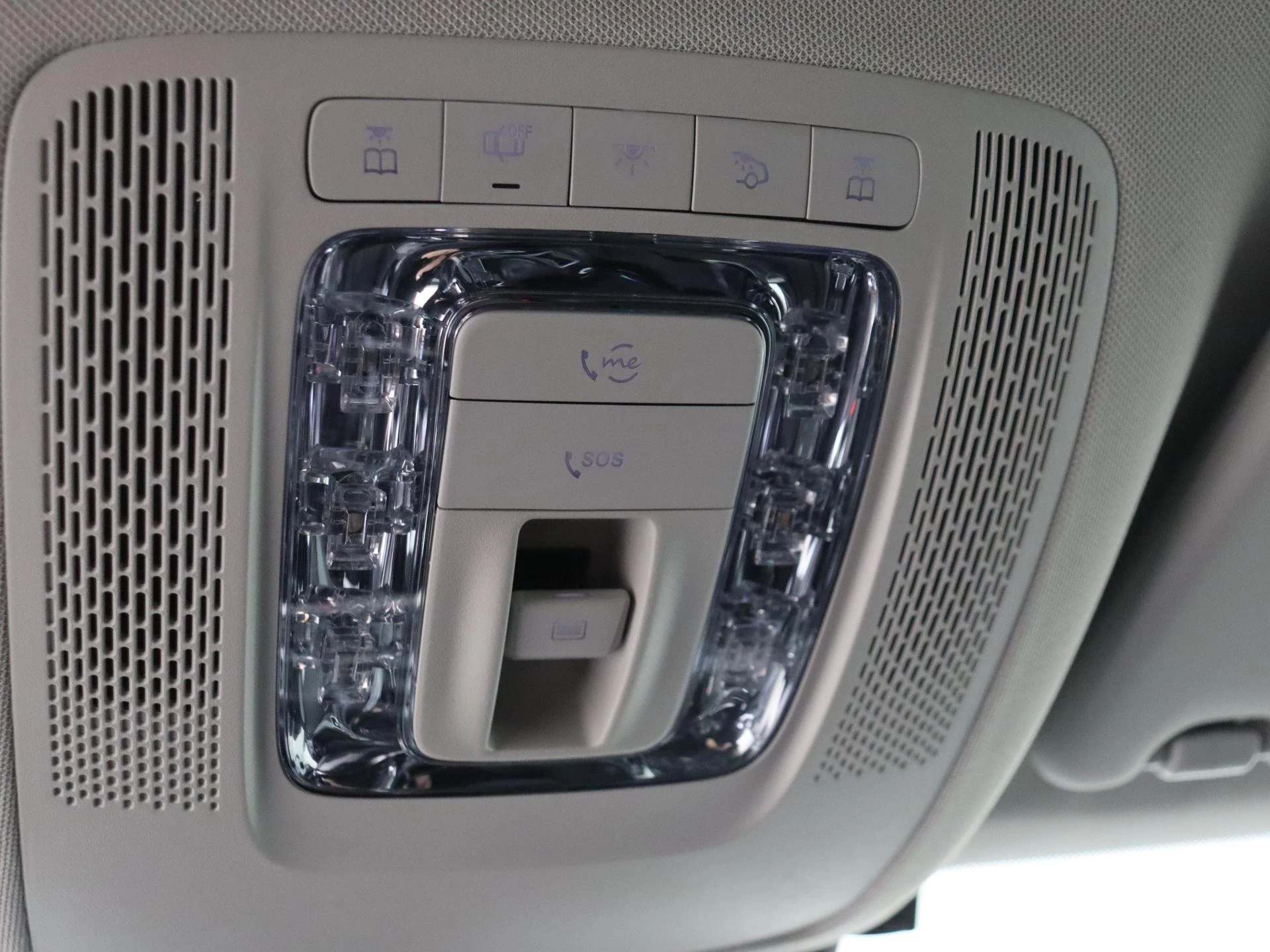 Mercedes-Benz-GLE-image-27