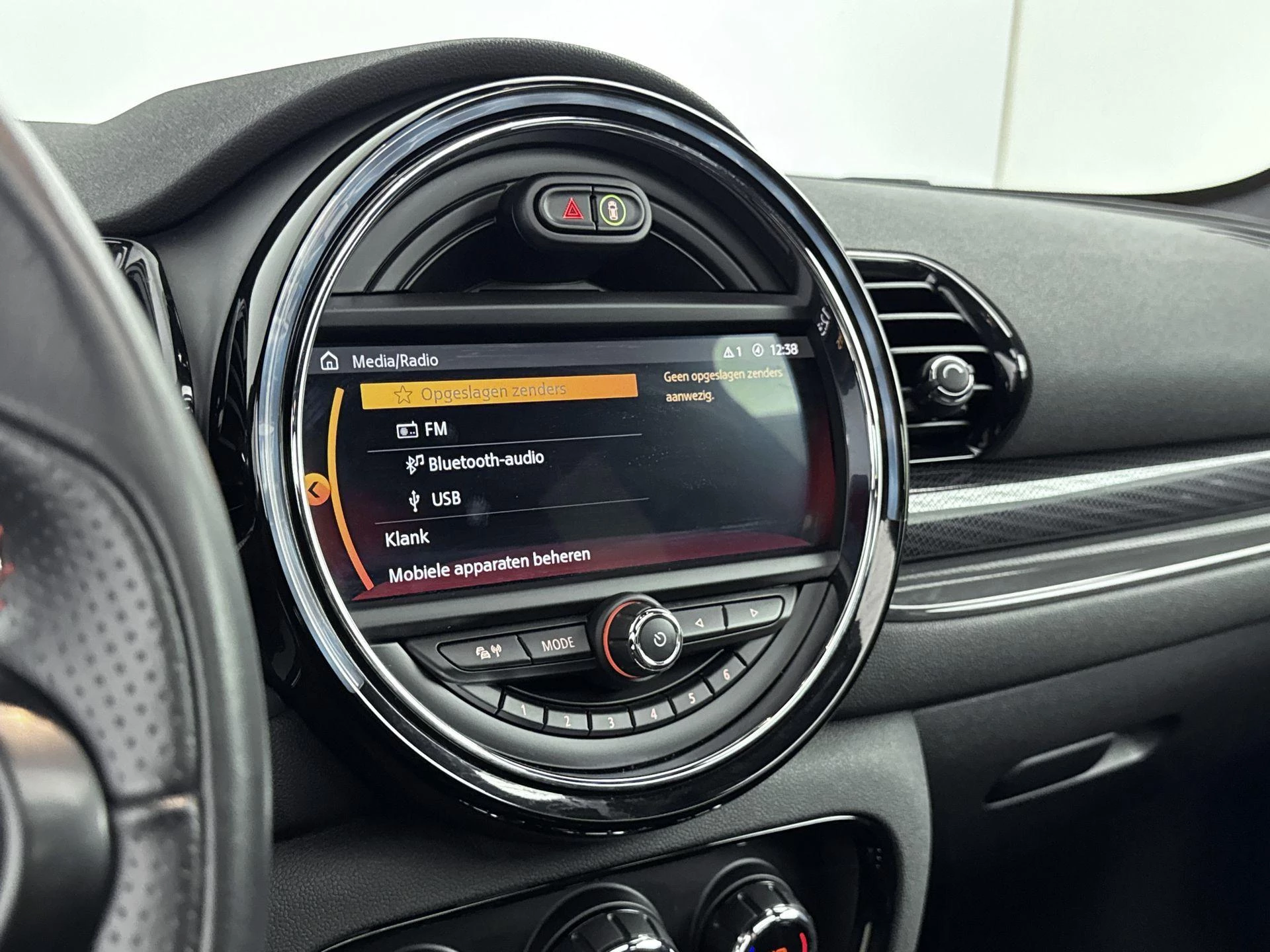 MINI-Clubman-image-6