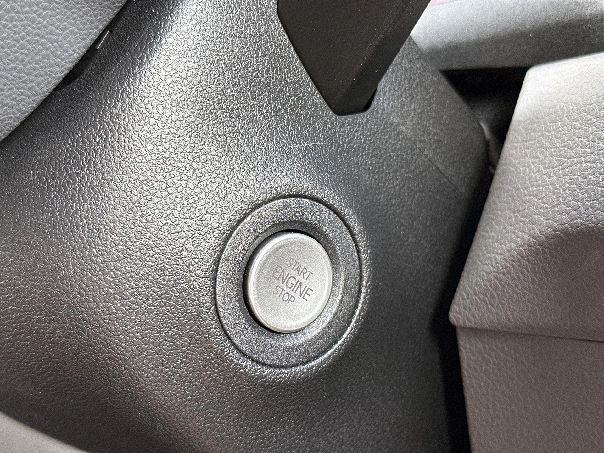 Volkswagen-Crafter-image-21