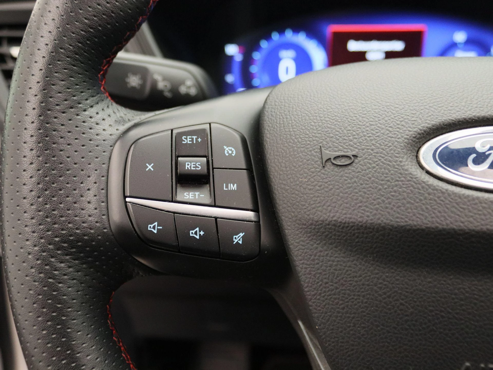 Ford-Kuga-image-20