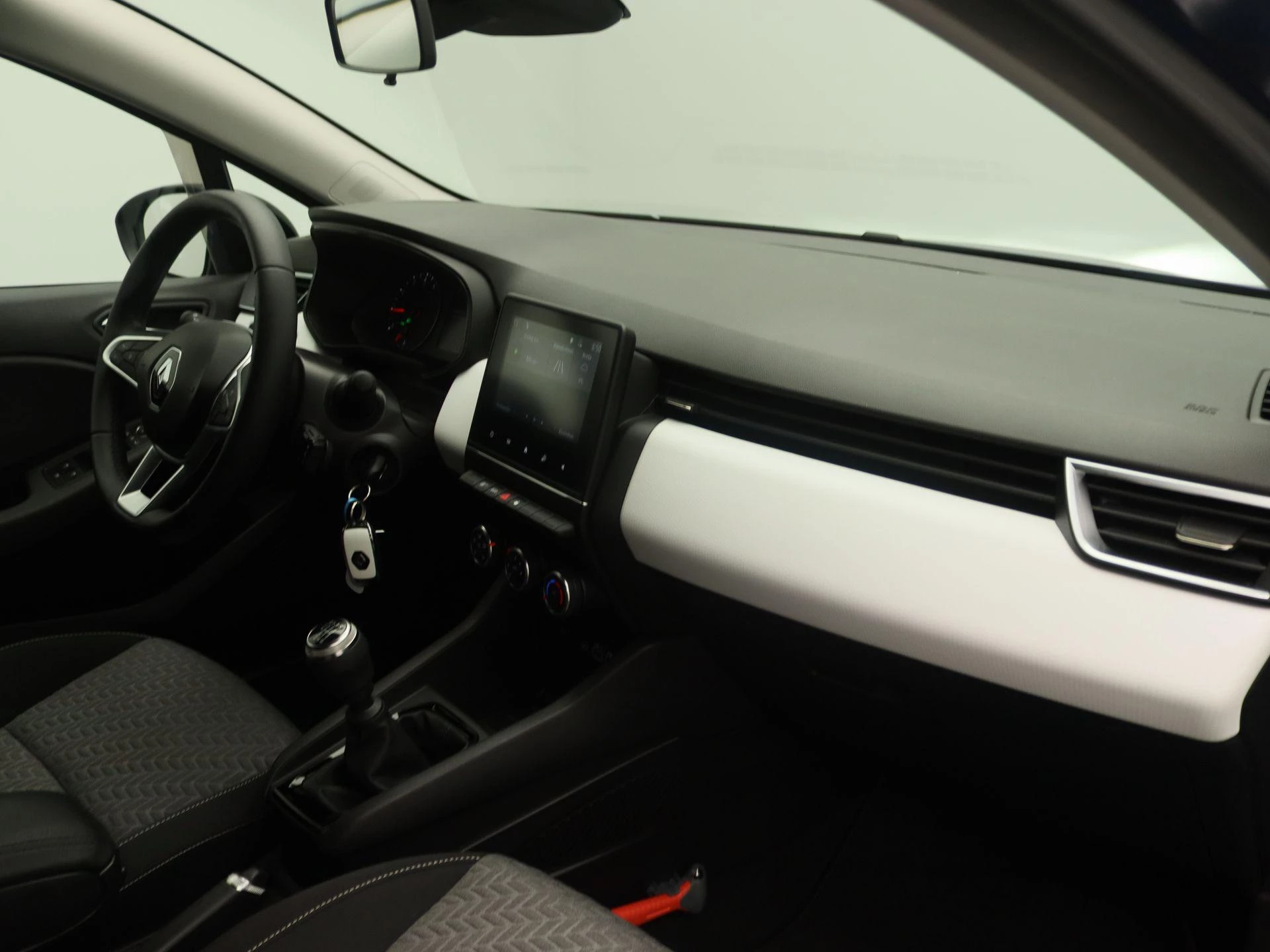 Renault-Clio-image-21