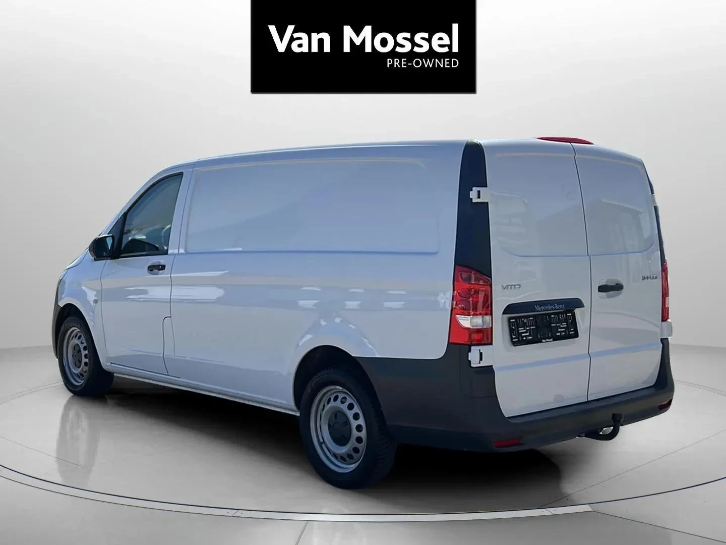 Mercedes-Benz-Vito-image-2