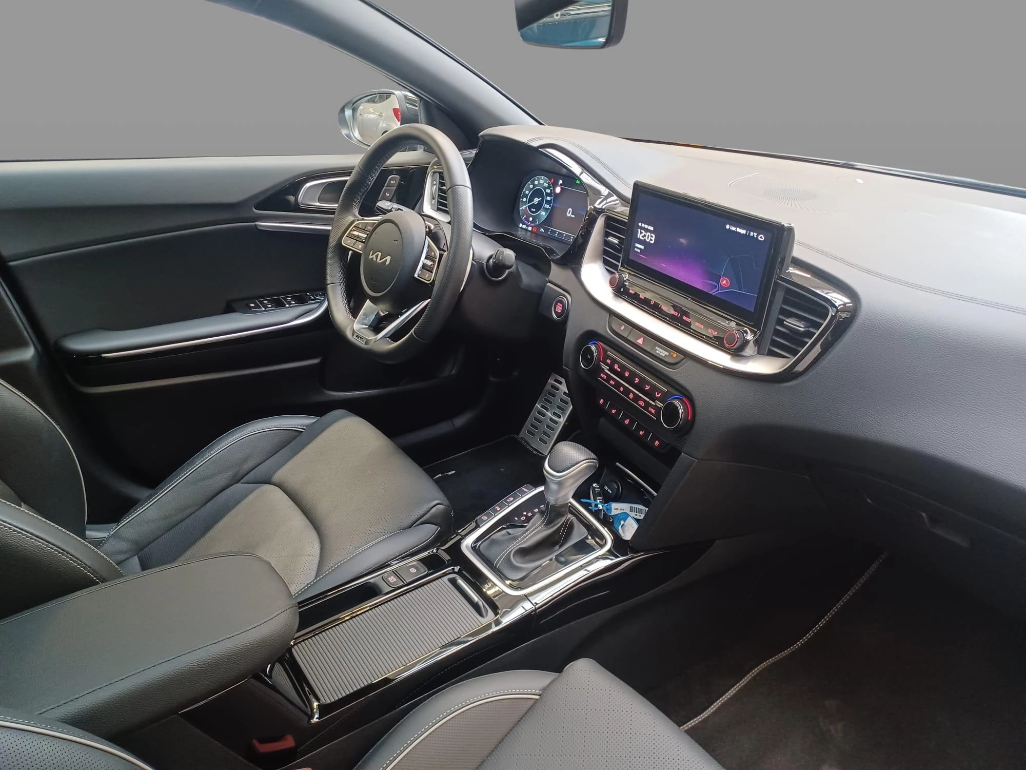 Kia ProCeed GT Line 1.5 T-GDI 160 DCT + Lounge Pack + Sunroof