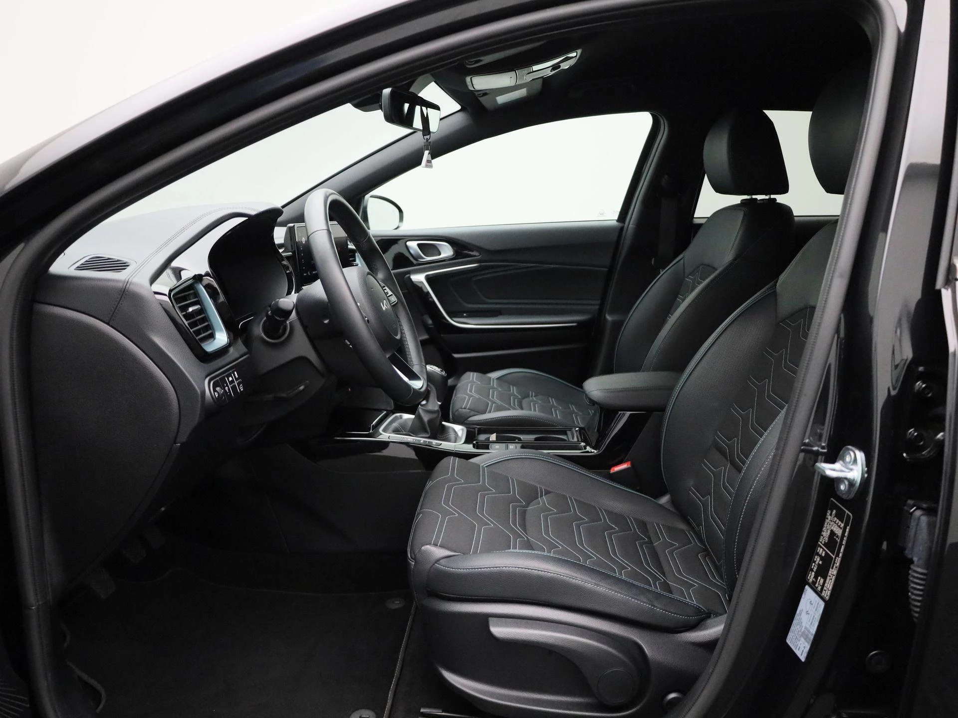 Kia-Ceed Sportswagon-image-10
