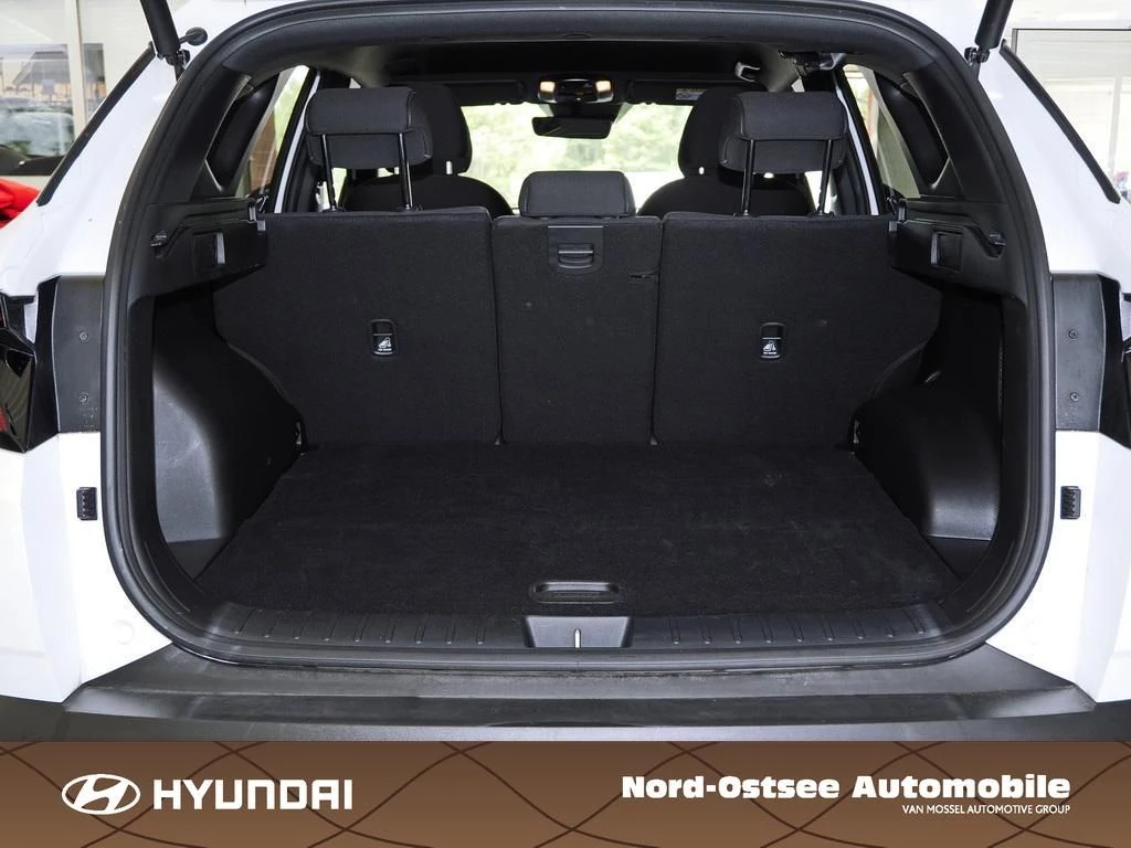 Hyundai Tucson 1.6 T-GDI ADVANTAGE 2WD SHZ LHZ NAVI LED