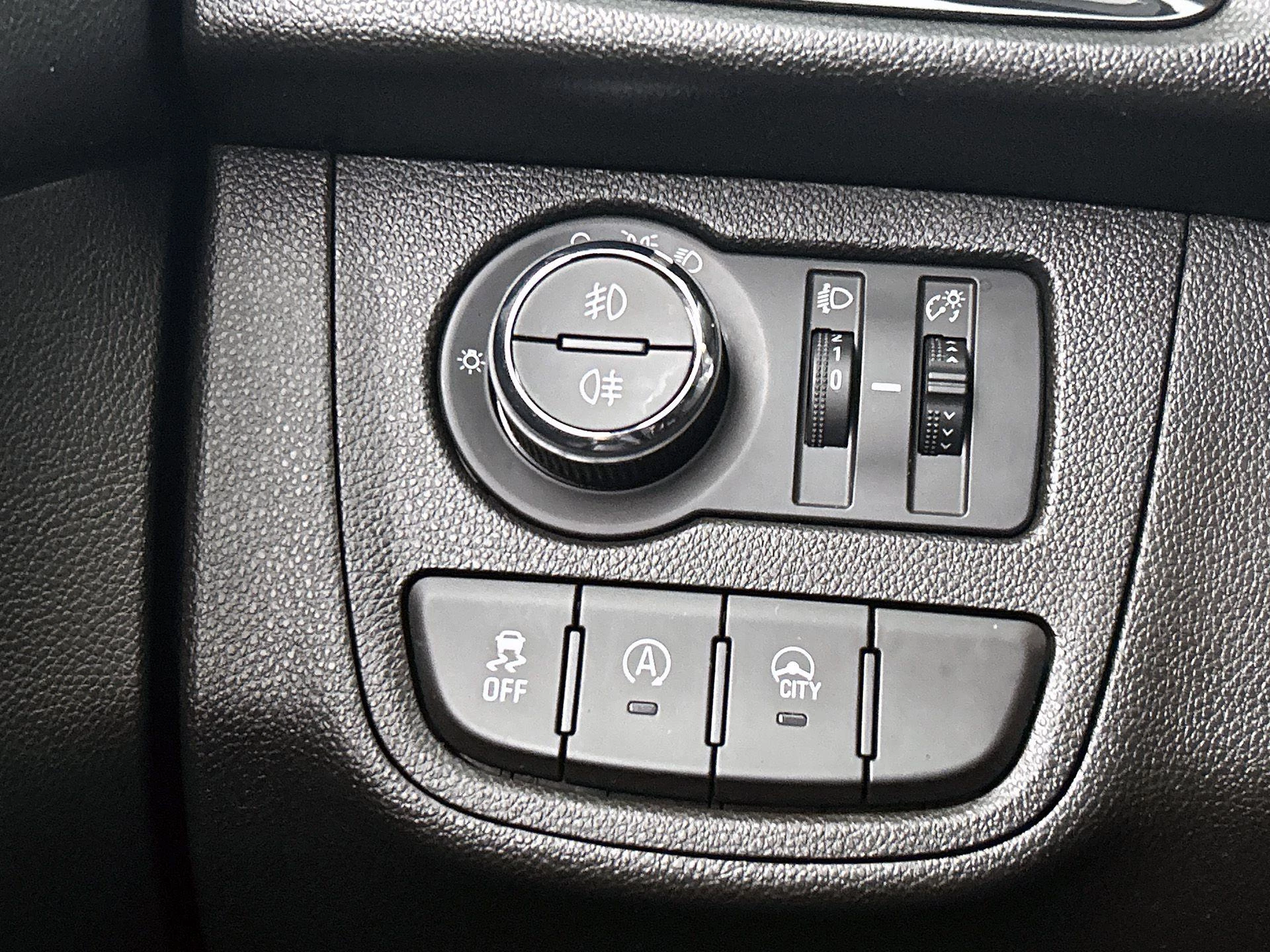 Opel-KARL-image-18