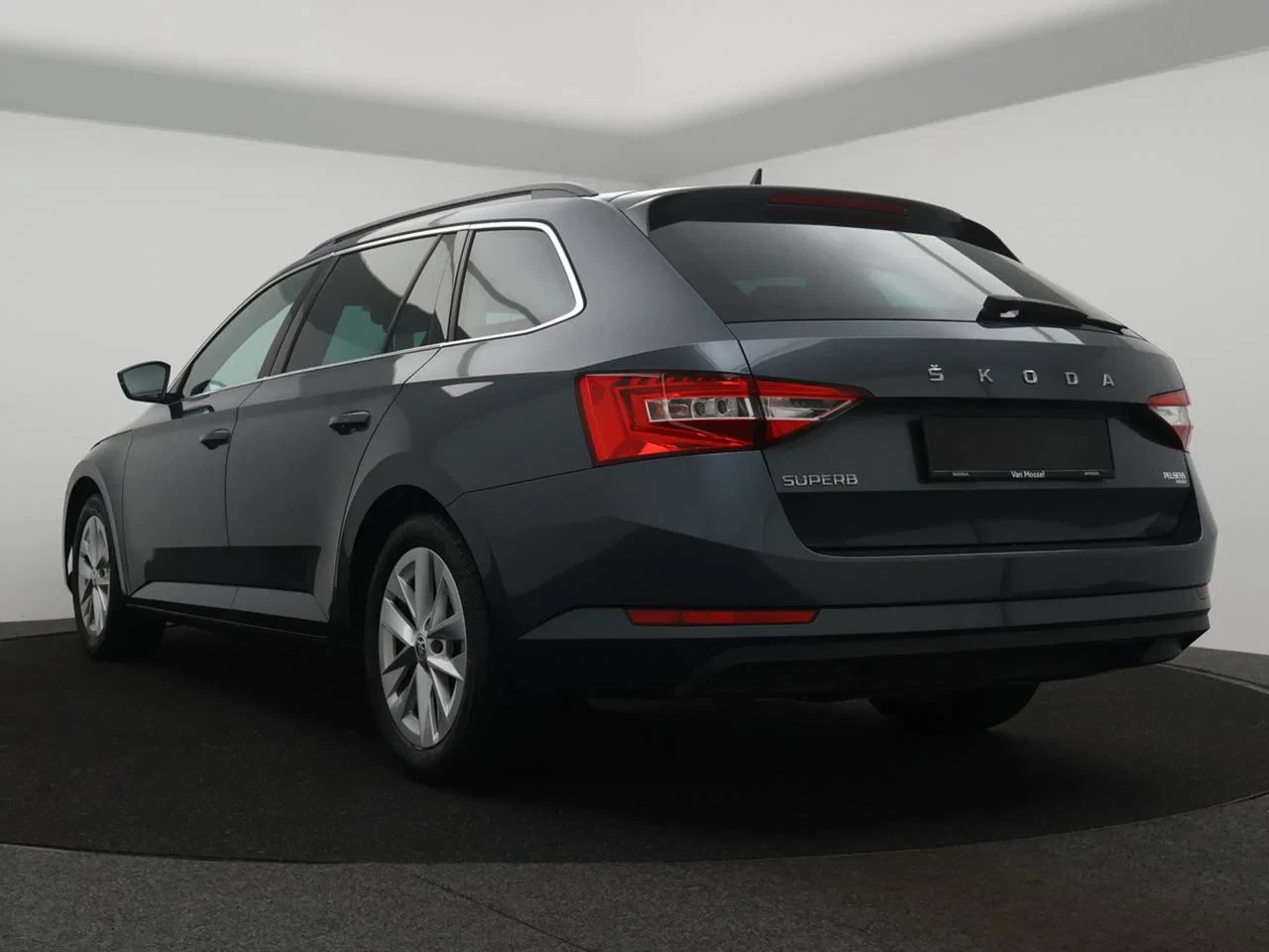 Škoda Superb Combi 1.5TSI 150PK ACT *AUTOMAAT*NAVI*CRUISE*LED*PDC*APP CONNECT*BLTH*ZETELVERWARMING*