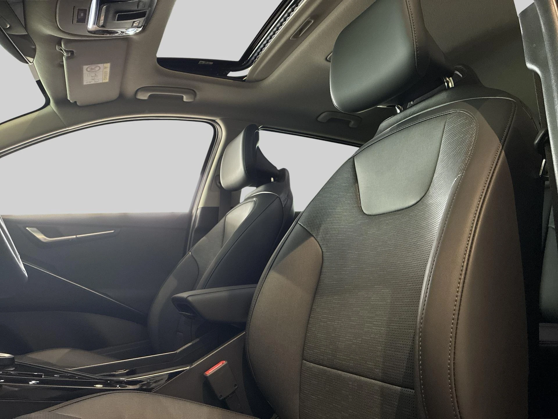 Kia-Niro-image-13