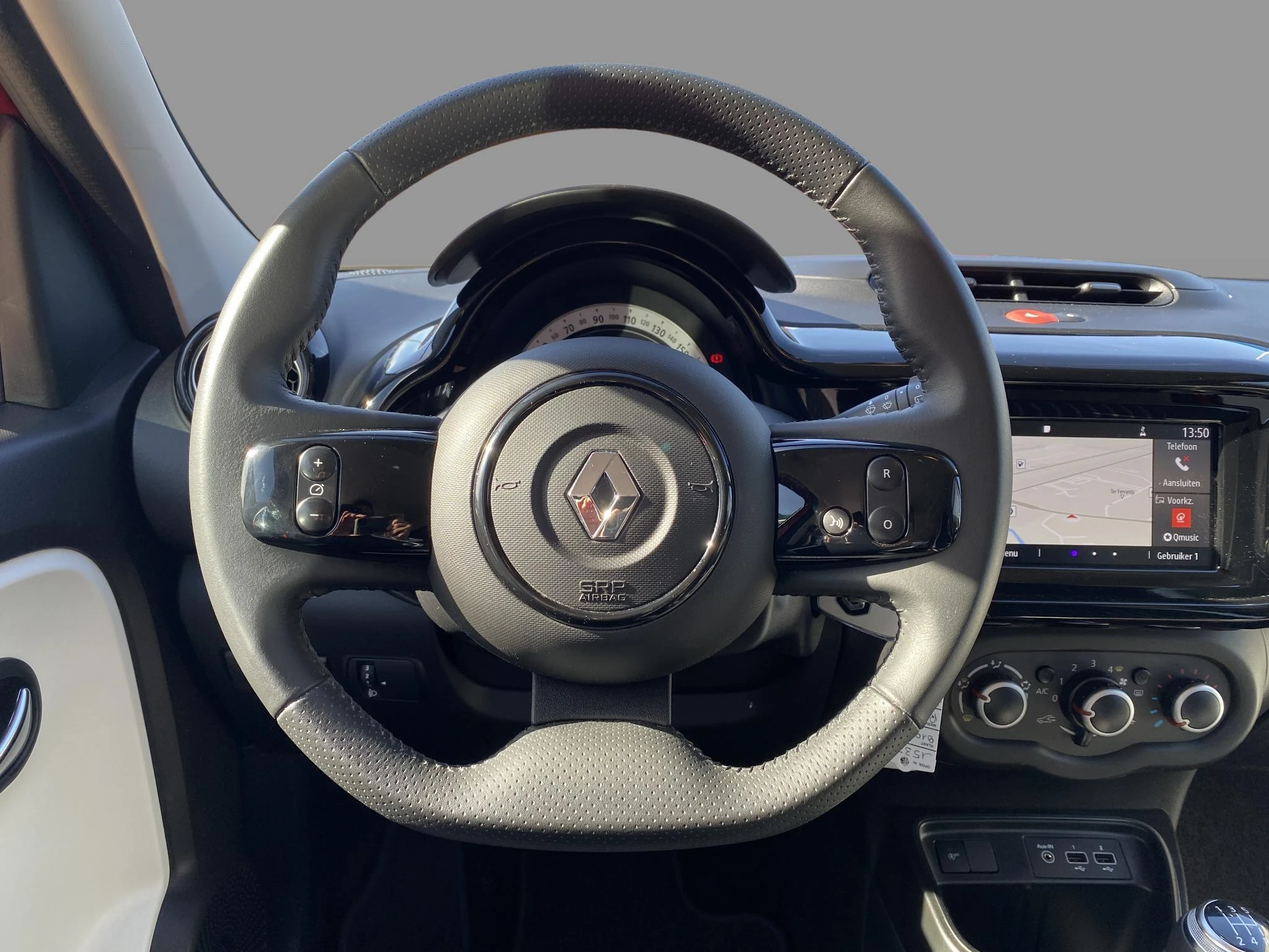 Renault-Twingo-image-11