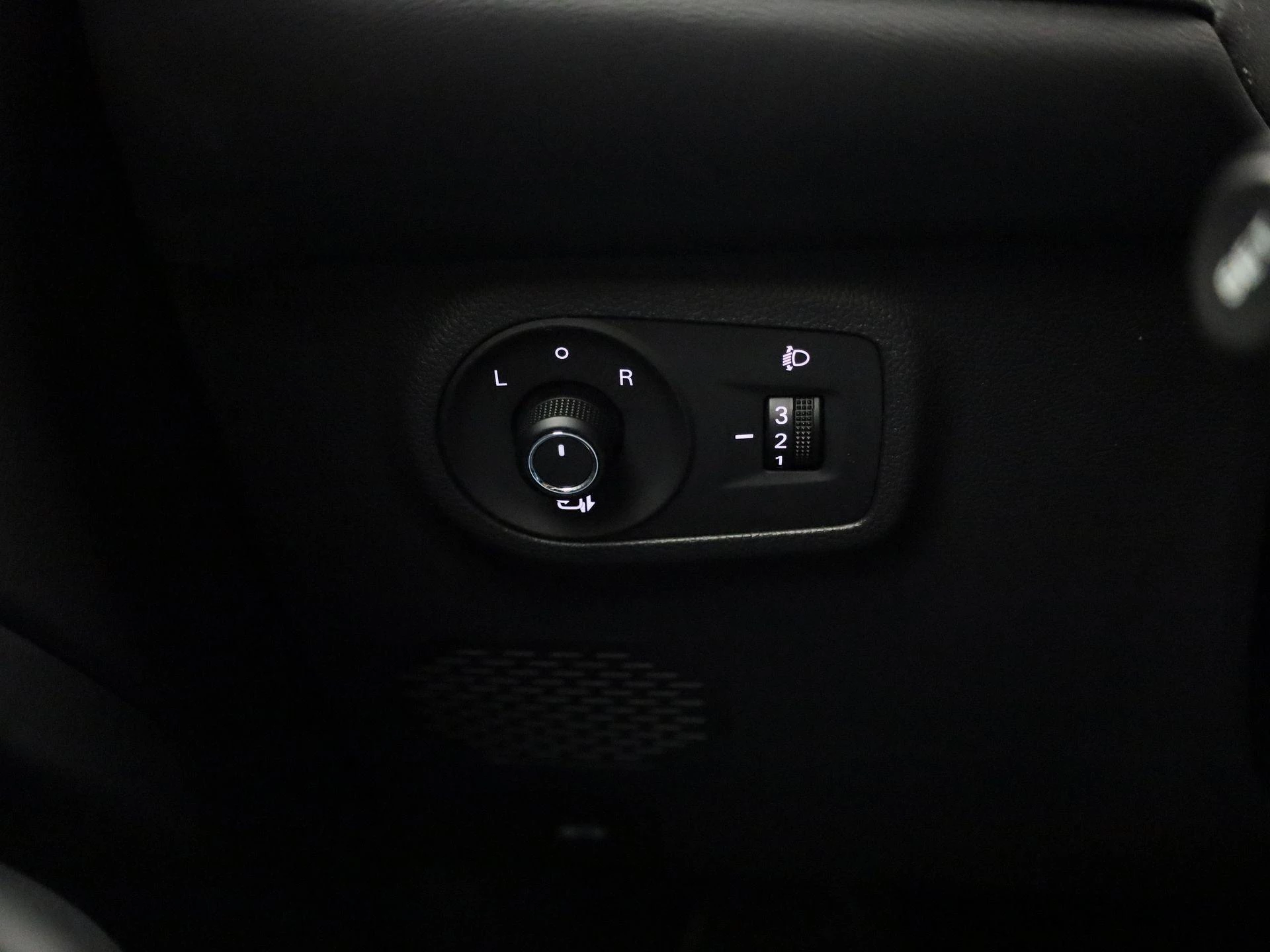 MG ZS EV Long Range Luxury 70 kWh