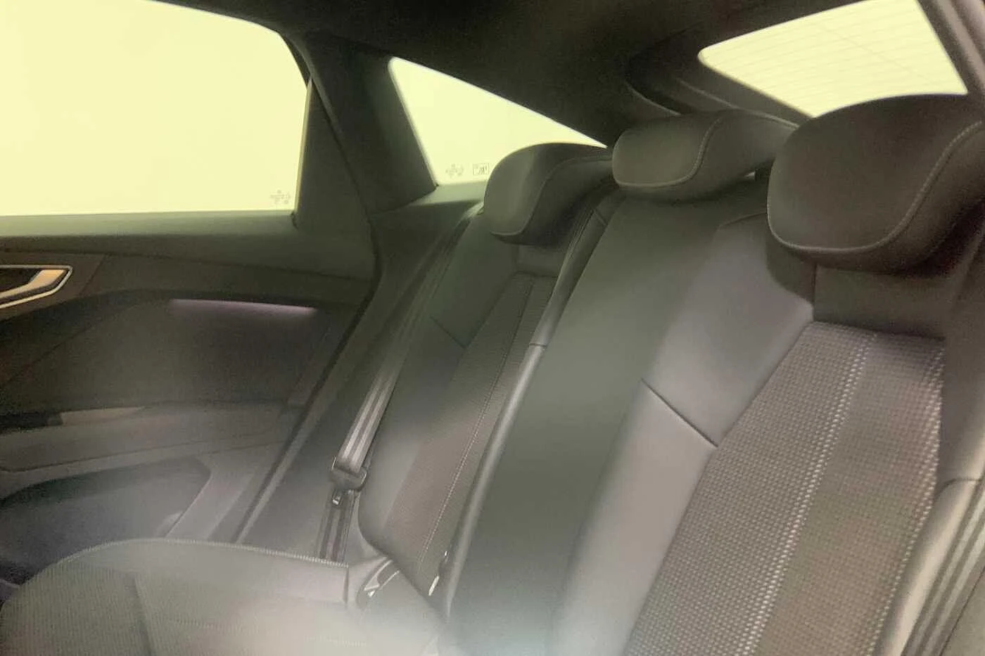 Audi-Q4 Sportback e-tron-image-9