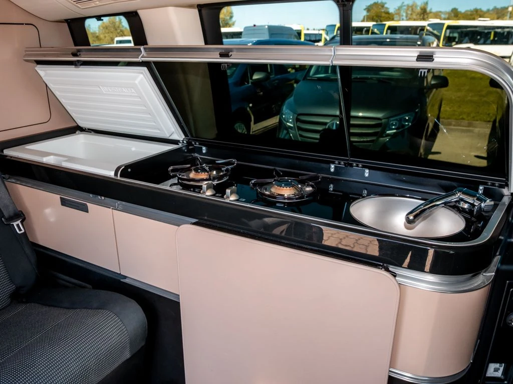 Mercedes-Benz-Marco Polo-image-11