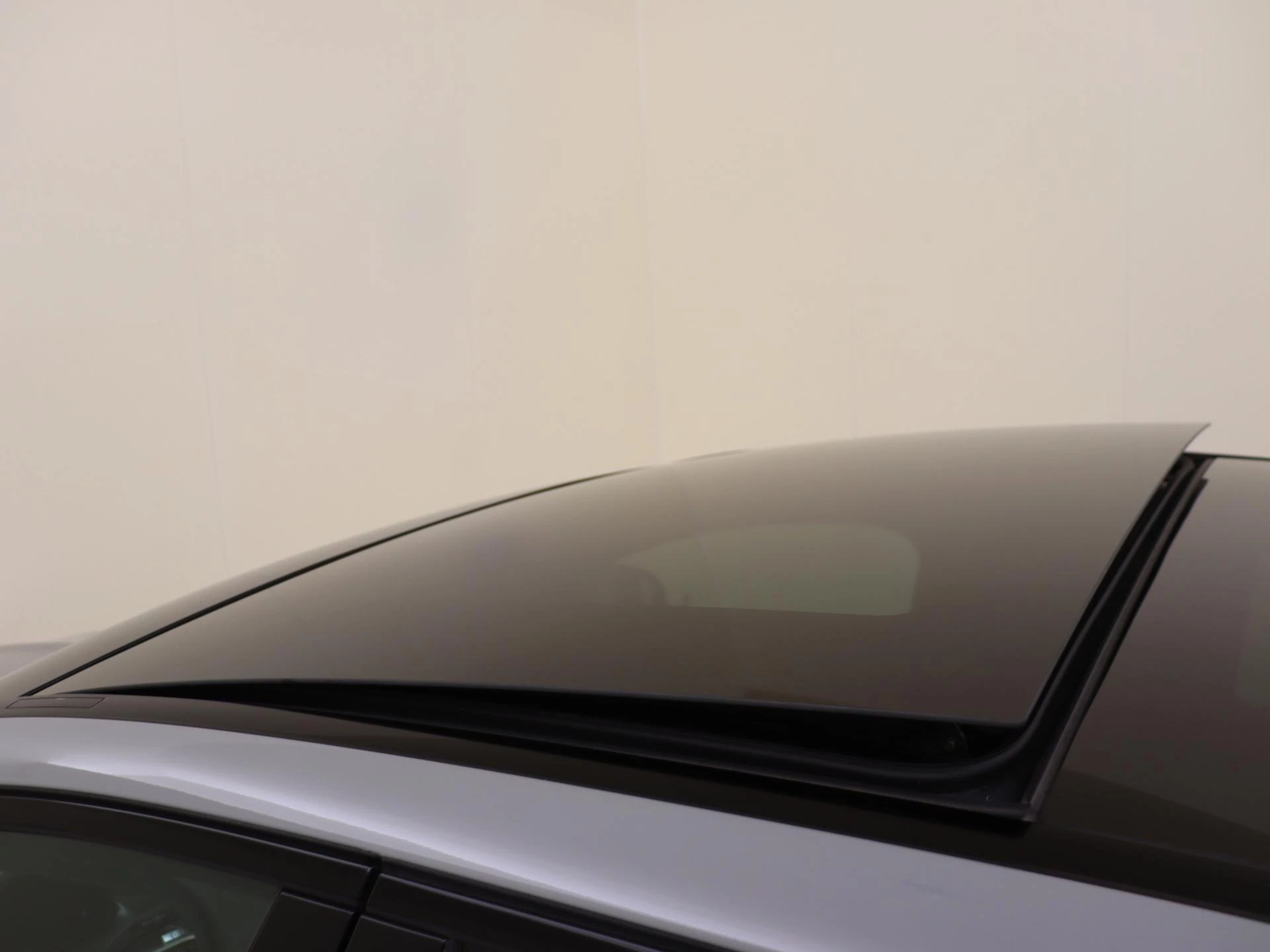 Mercedes-Benz-C-Klasse-image-27