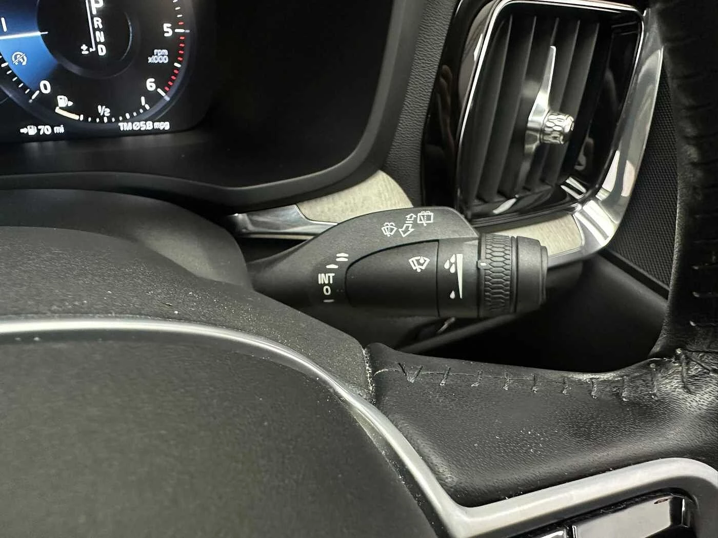 Volvo-V60-image-23