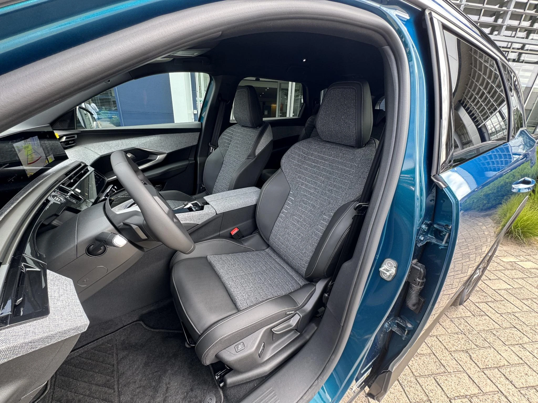 Peugeot-5008-image-5