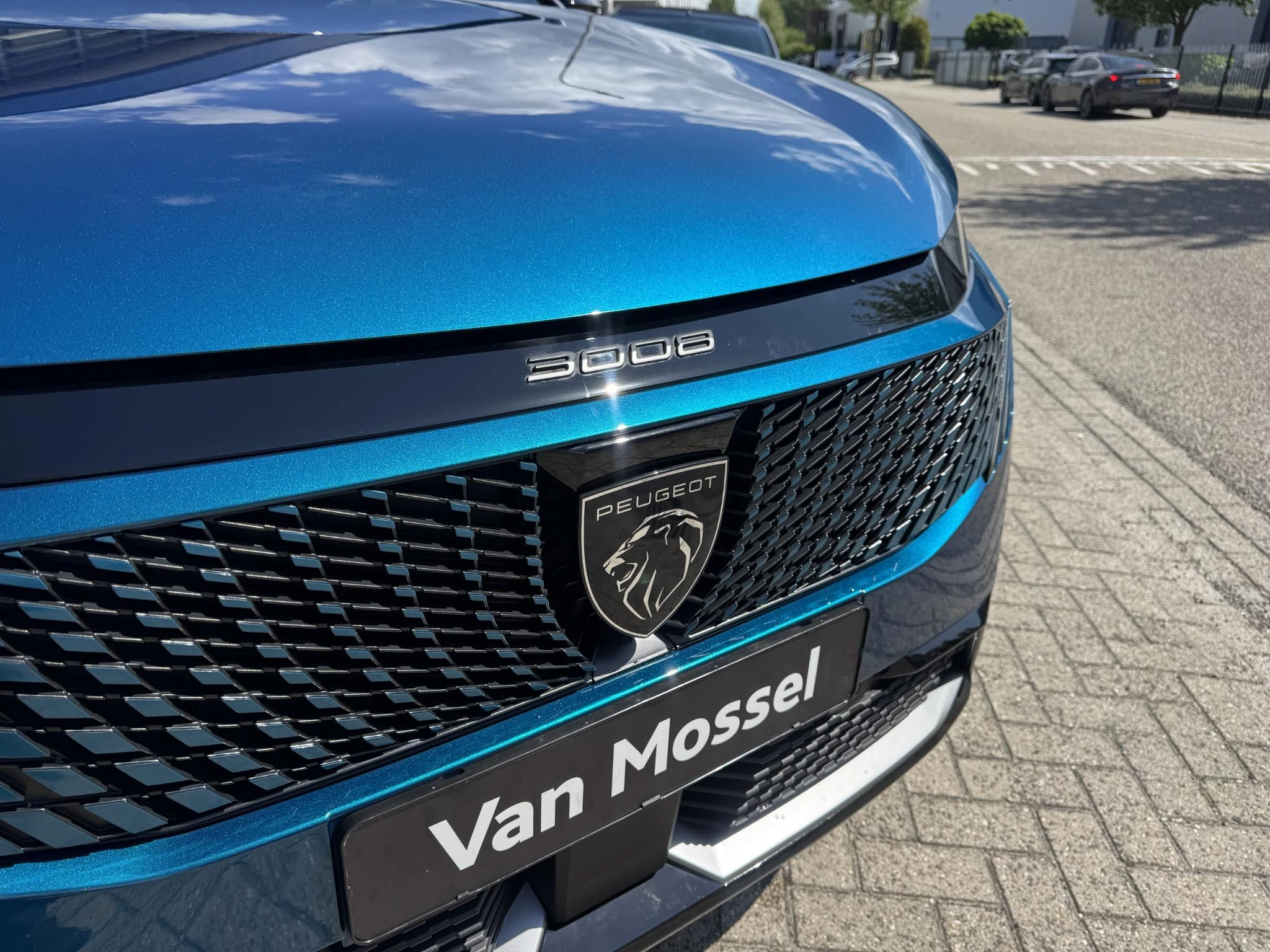 Peugeot-e-3008-image-7