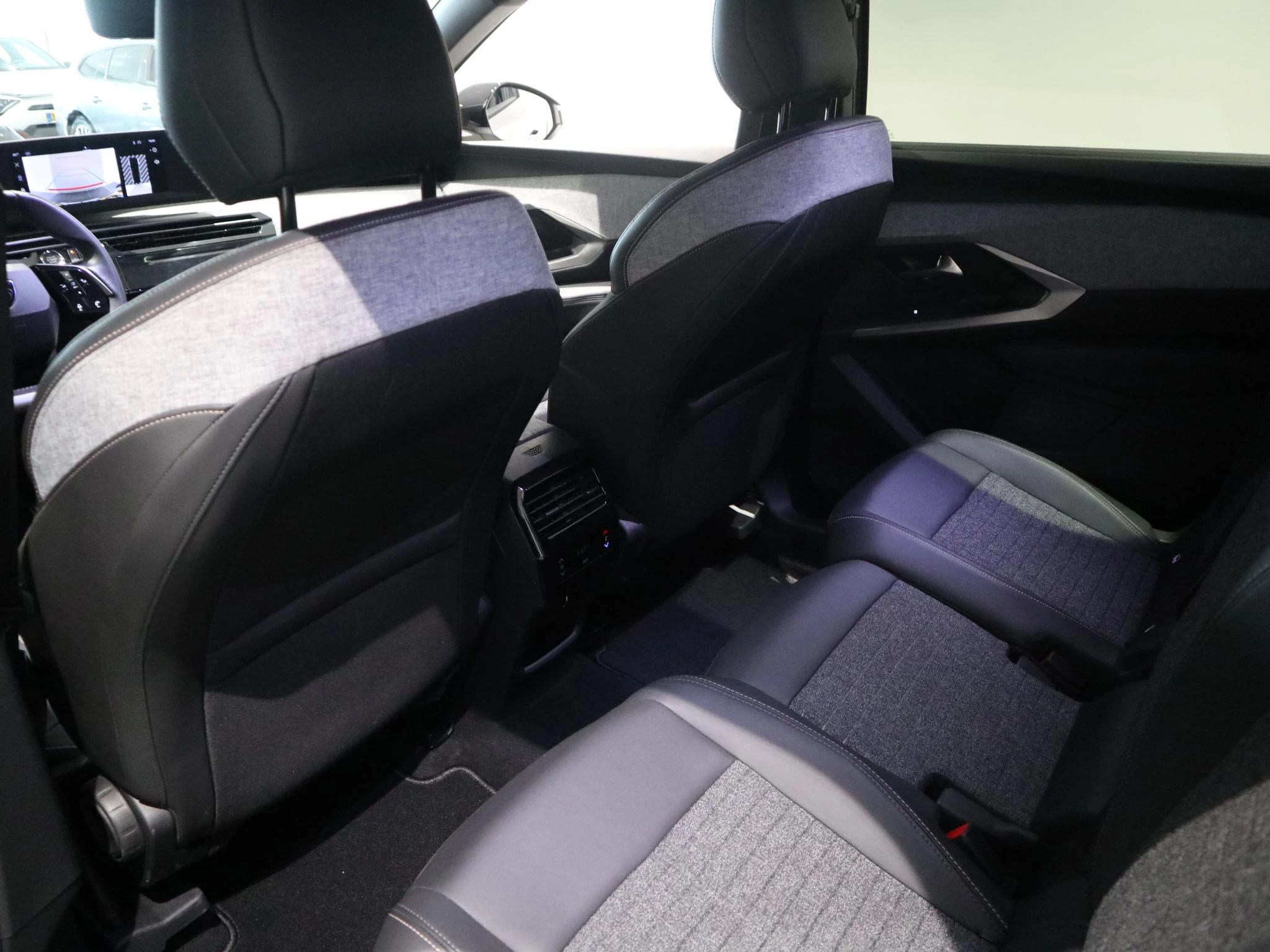 Peugeot-5008-image-10