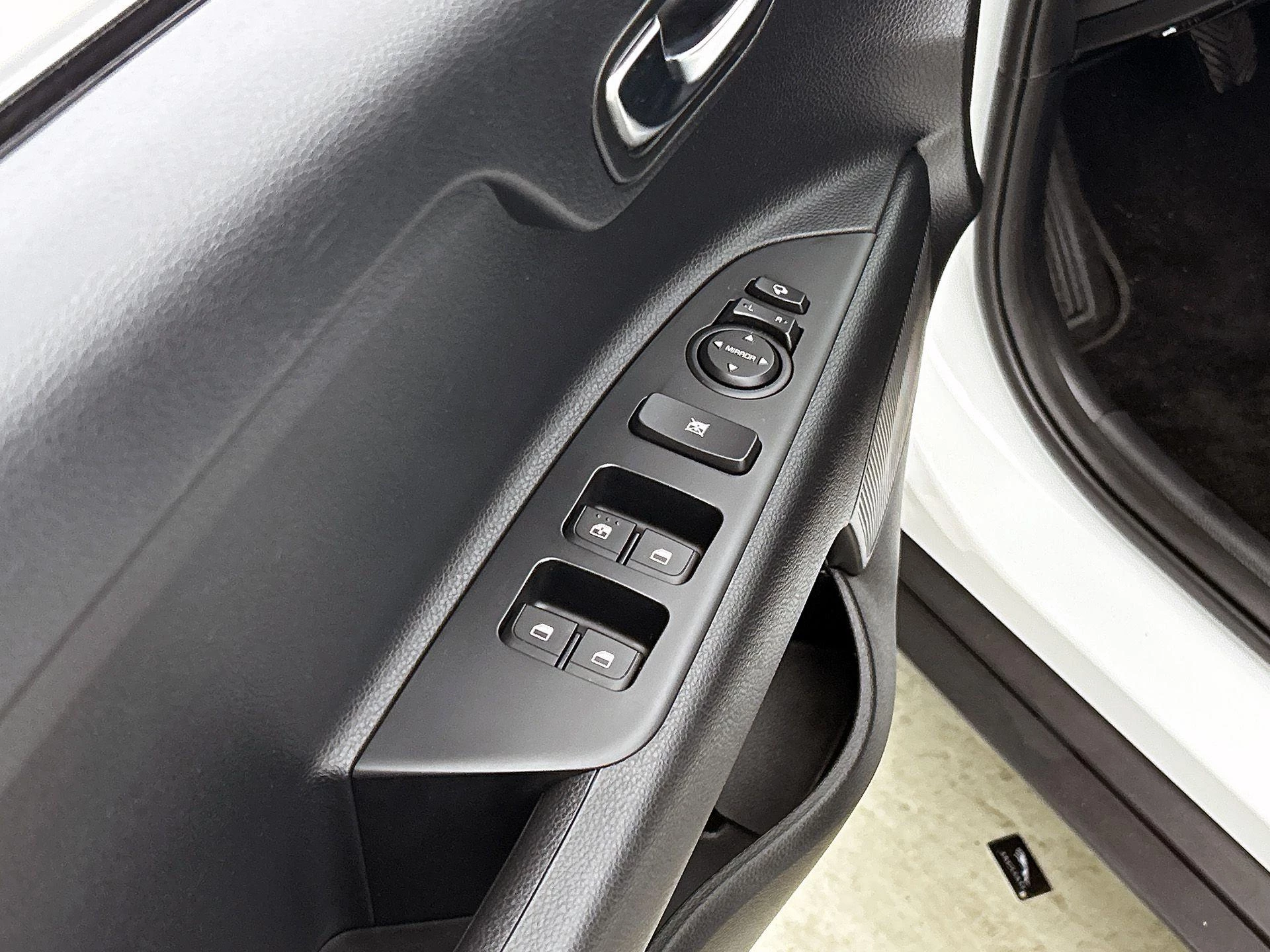 Kia Stonic 1.0 T-GDi MHEV DynamicPlusLine