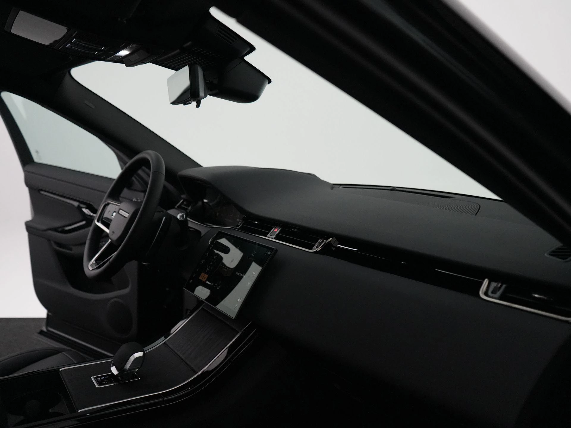 Land Rover-Range Rover Evoque-image-46