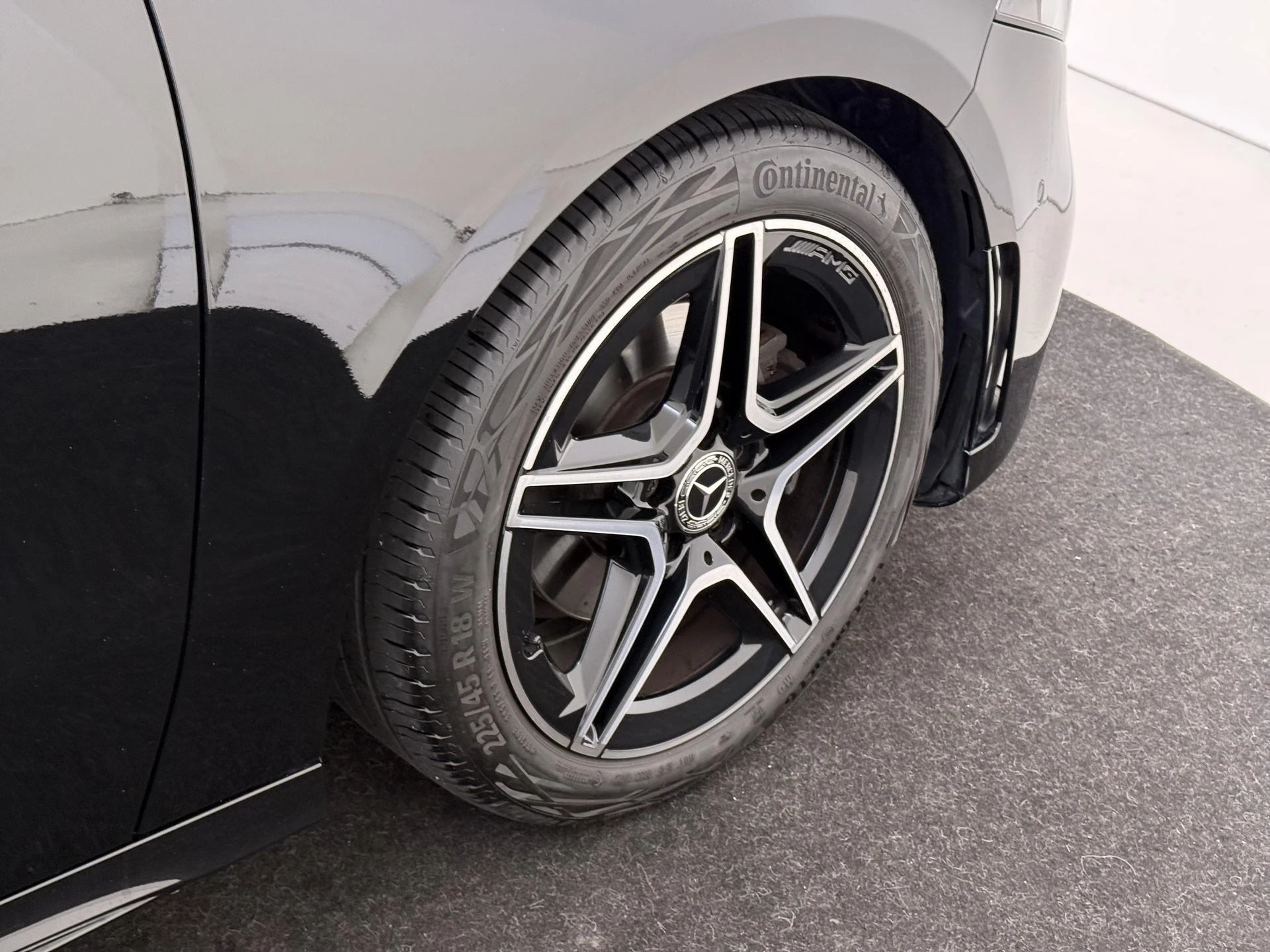 Mercedes-Benz-A-Klasse-image-9