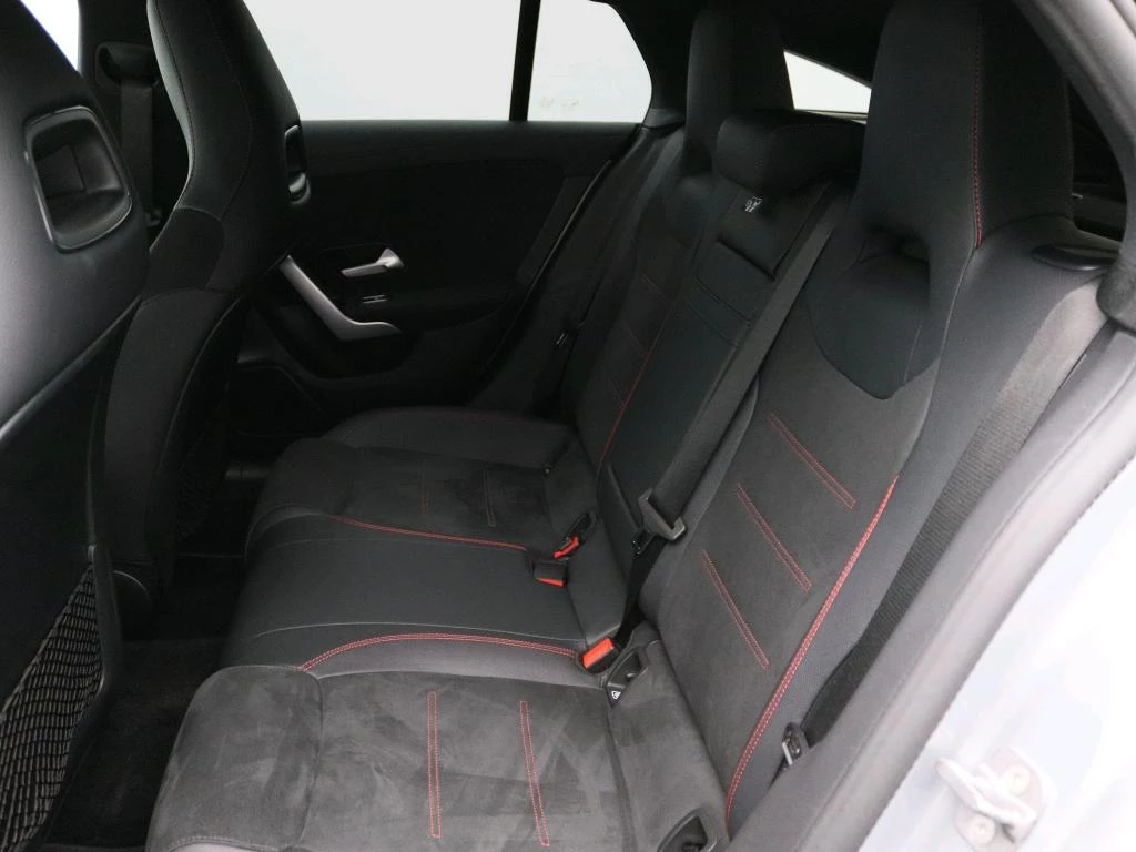 Mercedes-Benz CLA 250e STAR EDITION Shooting Brake + AMG + NIGHTPAKKET + CARPLAY + CAMERA +