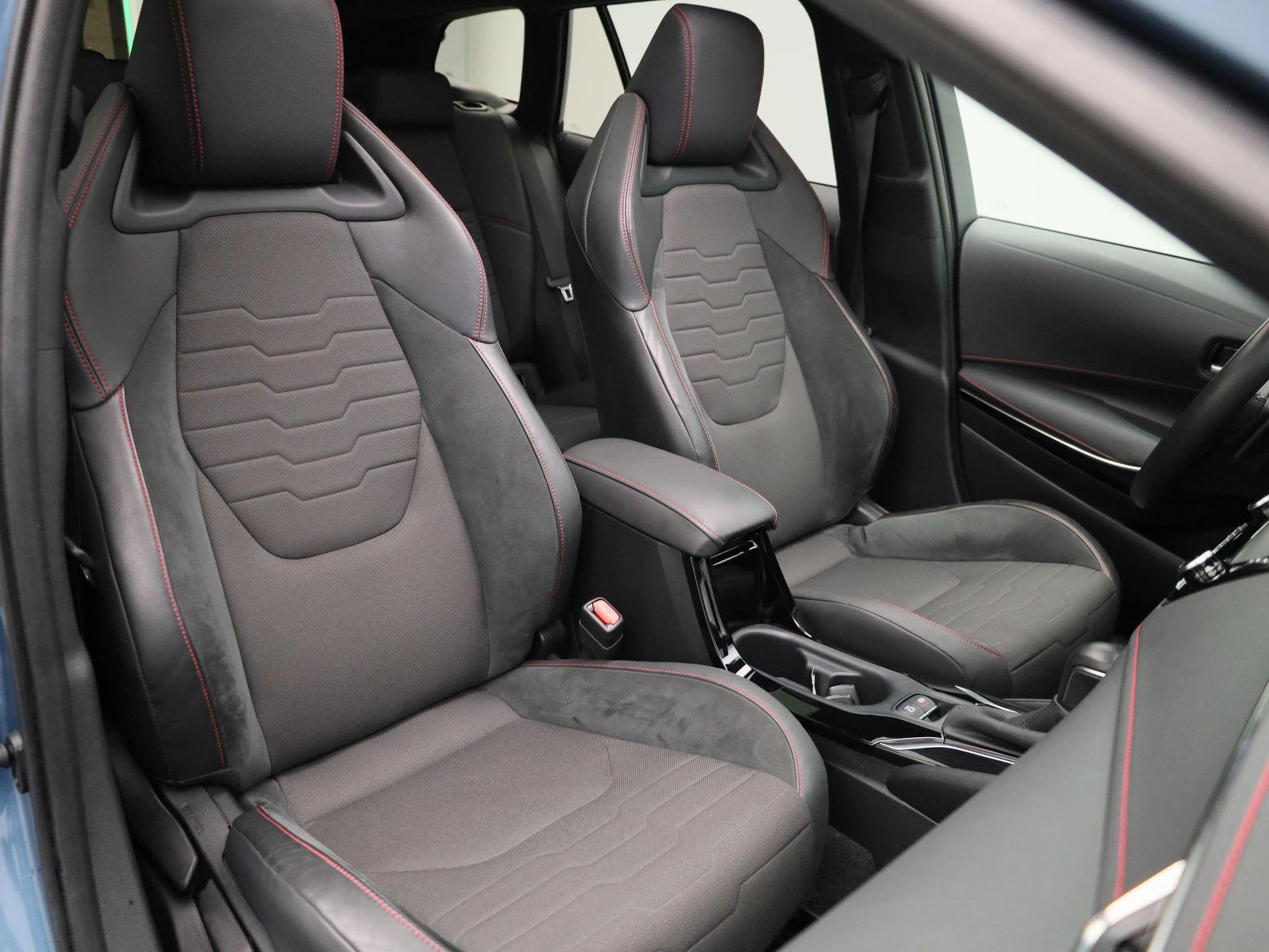 Toyota-Corolla Touring Sports-image-39